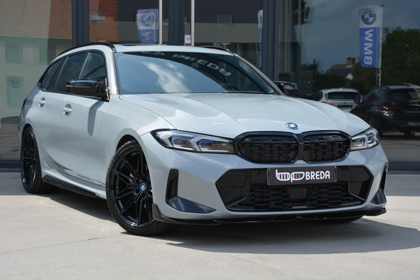BMW 330 e xDrive Touring M-Performan/Pano/ACC/HarmanKardon Grigio - 1