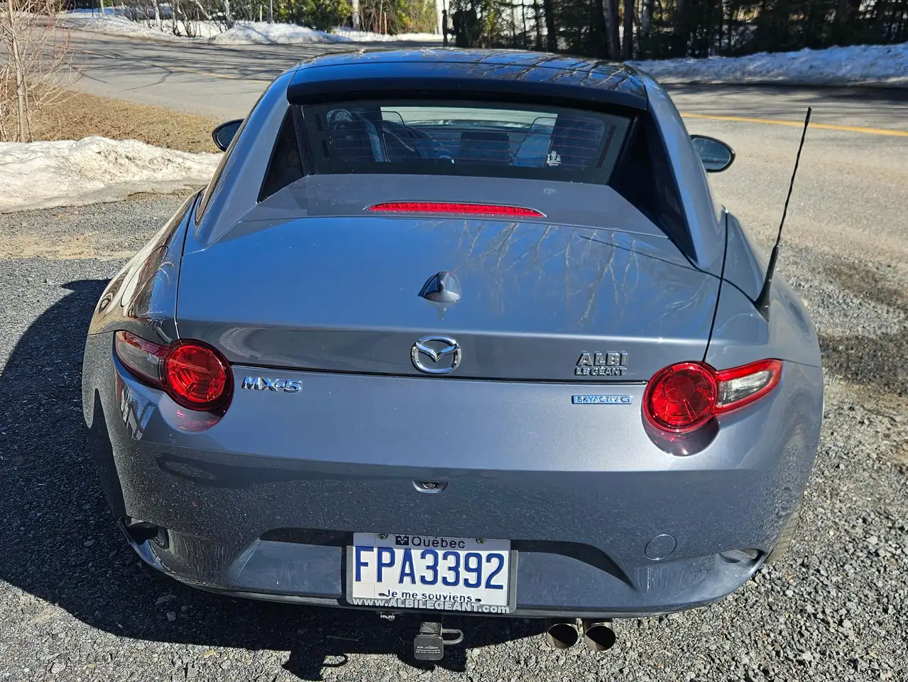 Mazda MX-5 Miata снимка Mazda MX-5 Miata