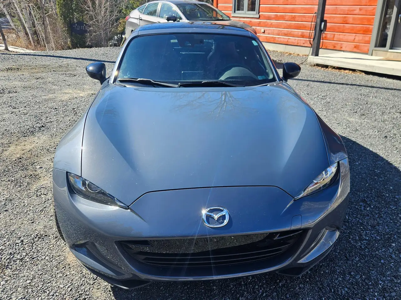 Mazda MX-5 Miata снимка Mazda MX-5 Miata