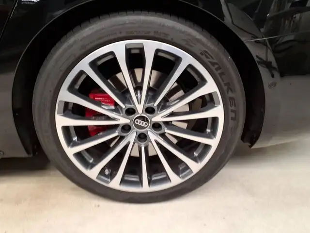 Audi A6 view 8