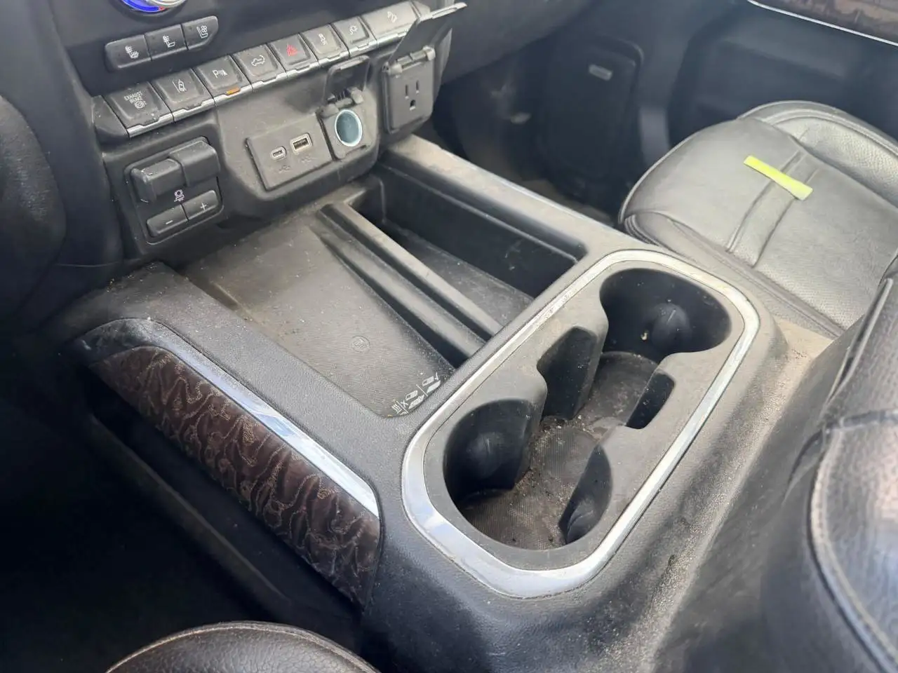 GMC Sierra 2500HD снимка GMC Sierra 2500HD