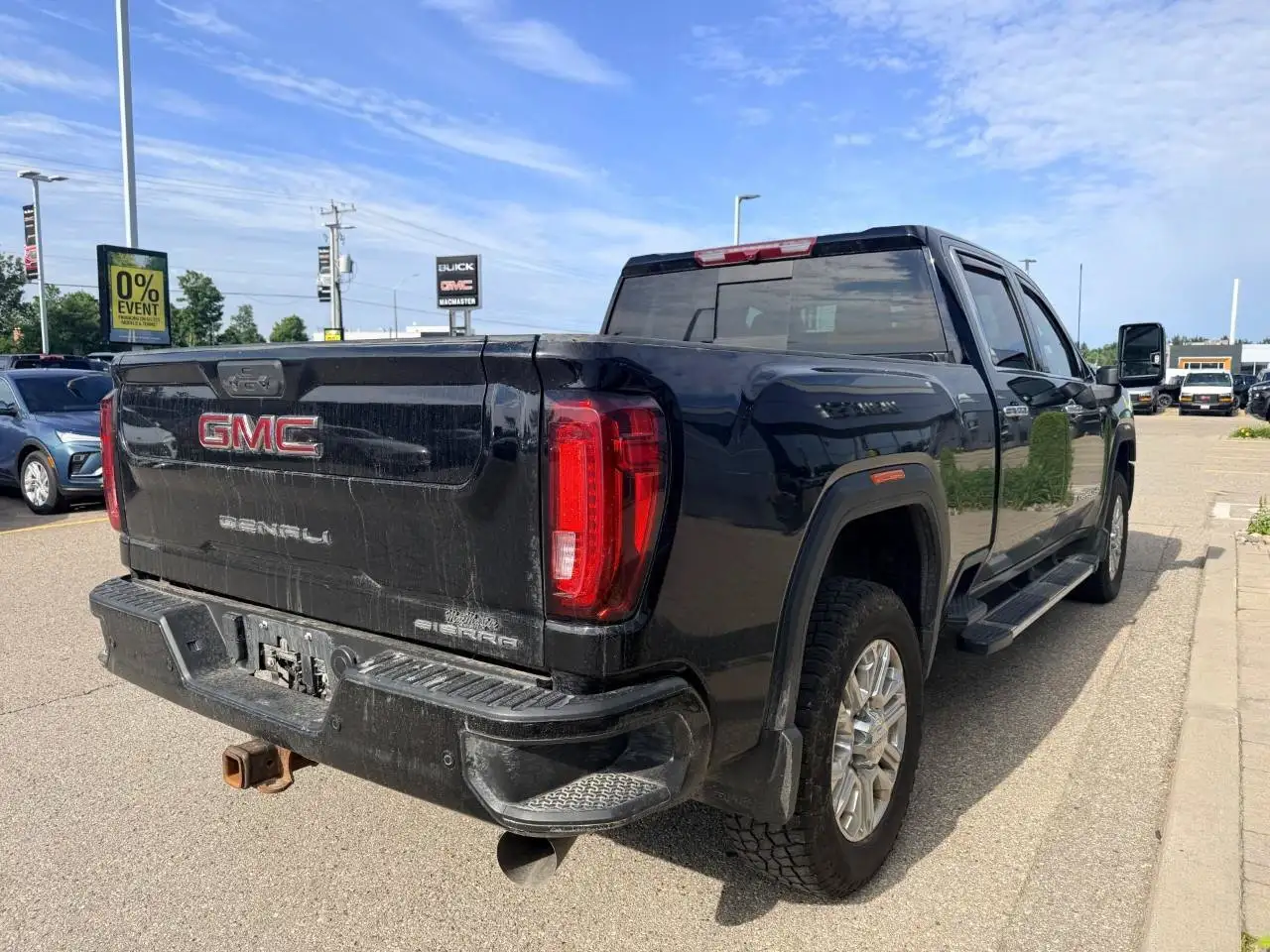 GMC Sierra 2500HD снимка GMC Sierra 2500HD