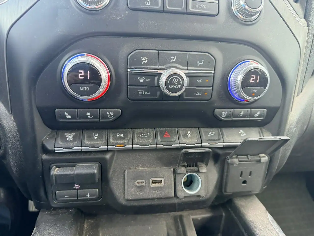 GMC Sierra 2500HD снимка GMC Sierra 2500HD
