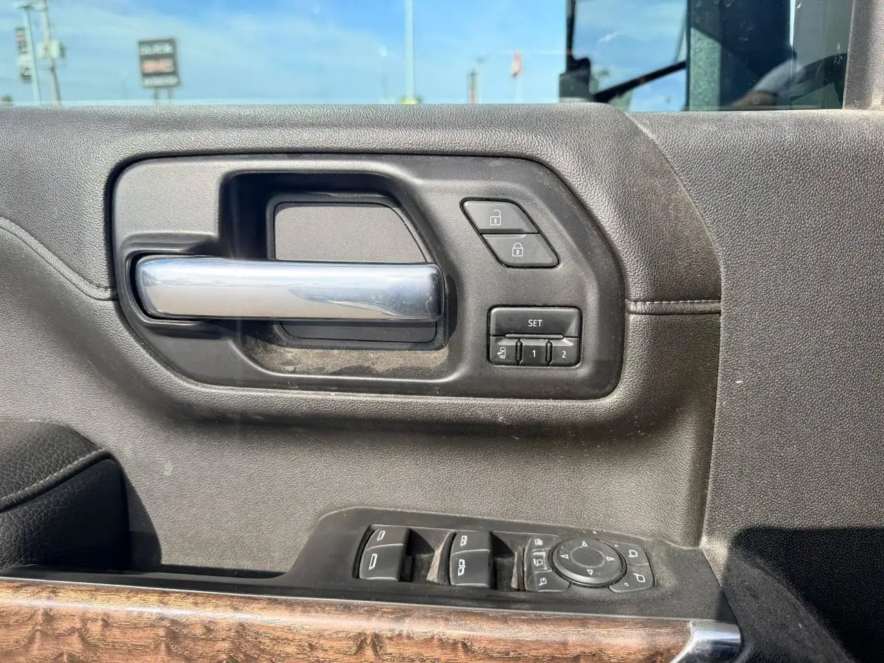 GMC Sierra 2500HD снимка GMC Sierra 2500HD