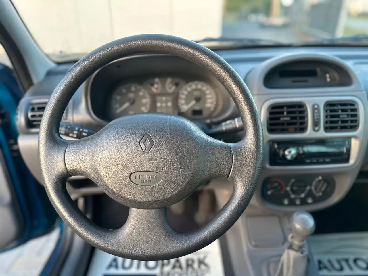 Renault Clio TÜV NEU KLIMA/AHK, foto 11