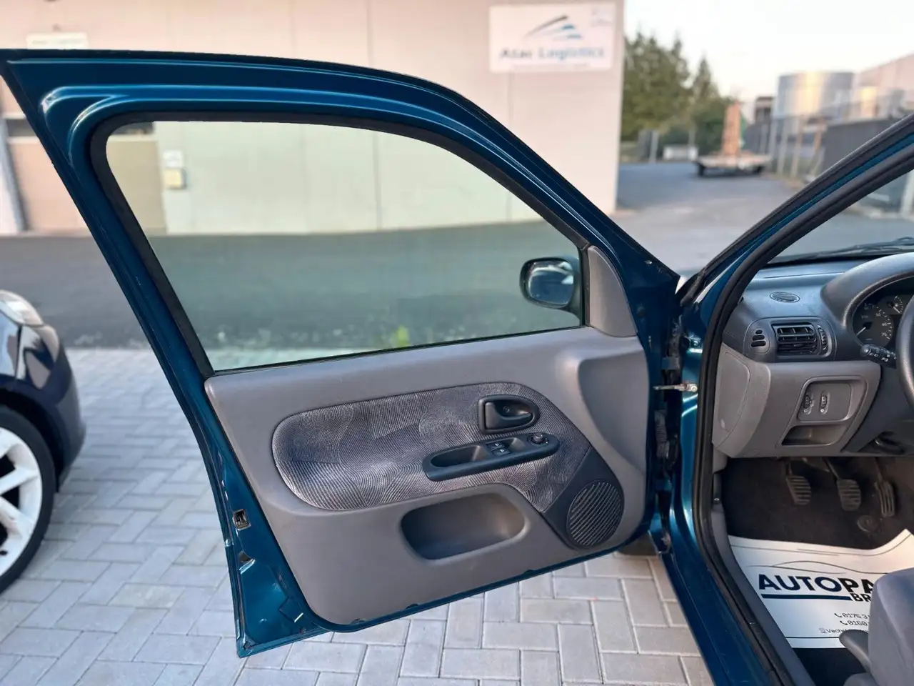 Renault Clio TÜV NEU KLIMA/AHK, foto 7