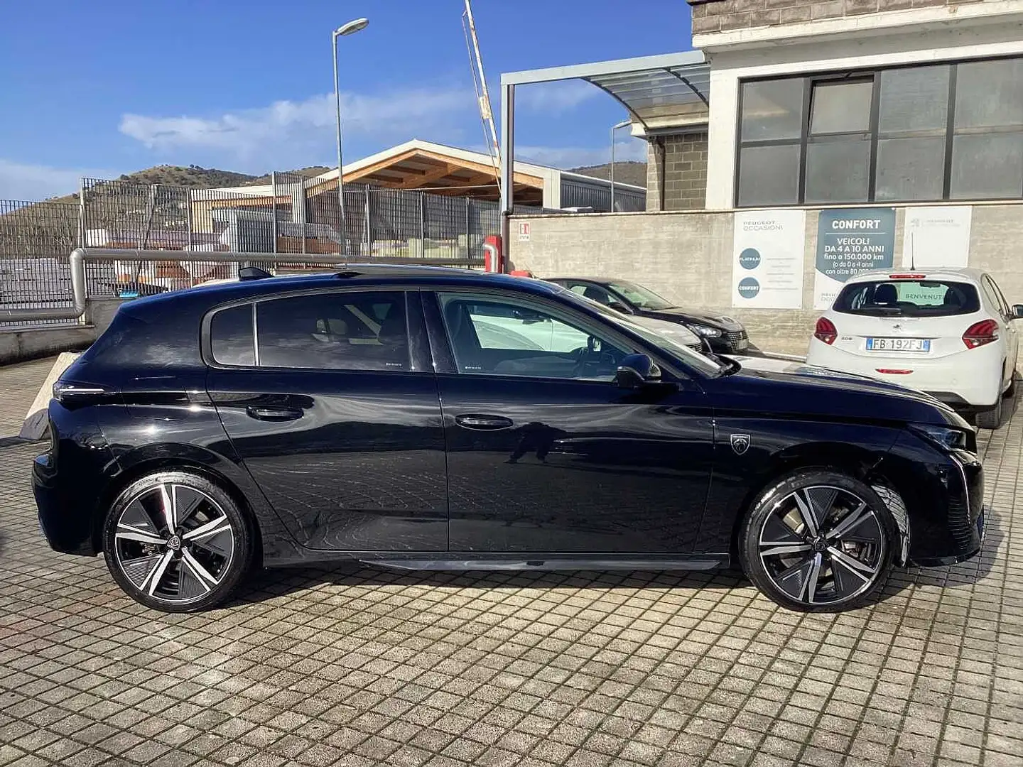 Peugeot 308 3ª serie Plug-in Hybrid 180 e-EAT8 GT Negro - 2