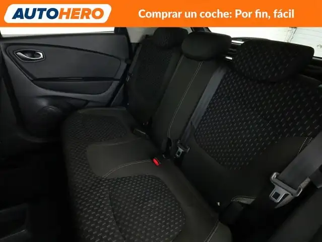 Renault Captur view 15