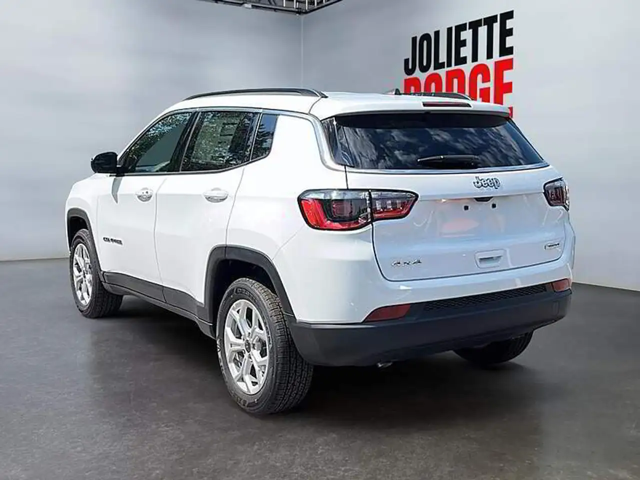 Jeep Compass снимка Jeep Compass