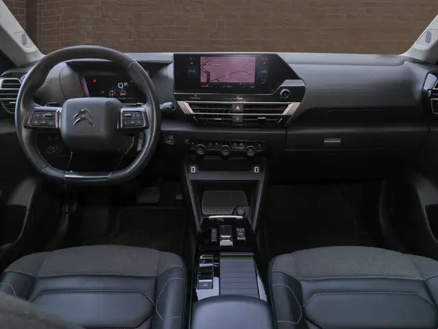 Citroen C4 view 13