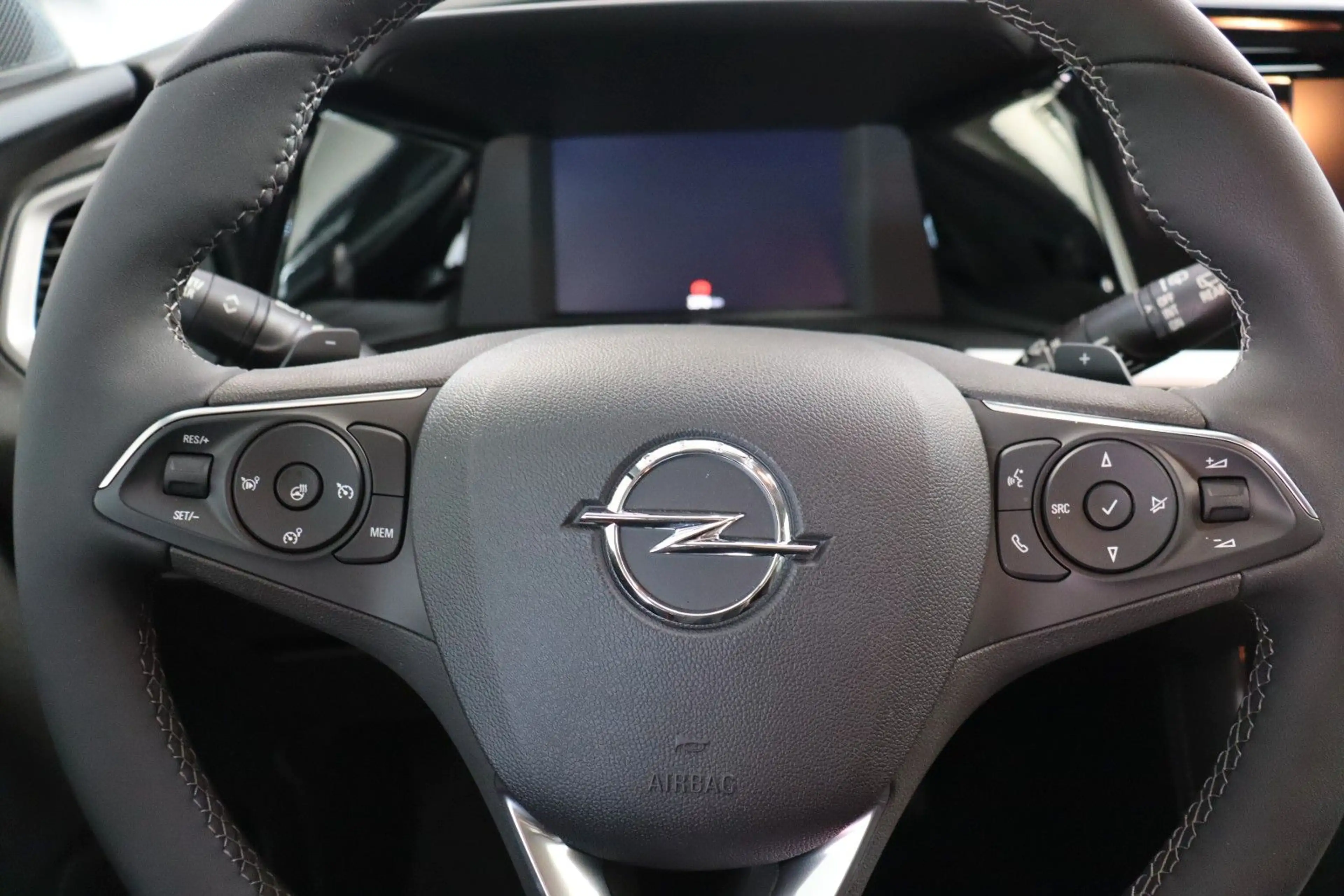 Opel Grandland X Grandland 1.6 Turbo AT GS T.Leder SHZ LED SOFORT — photo 13