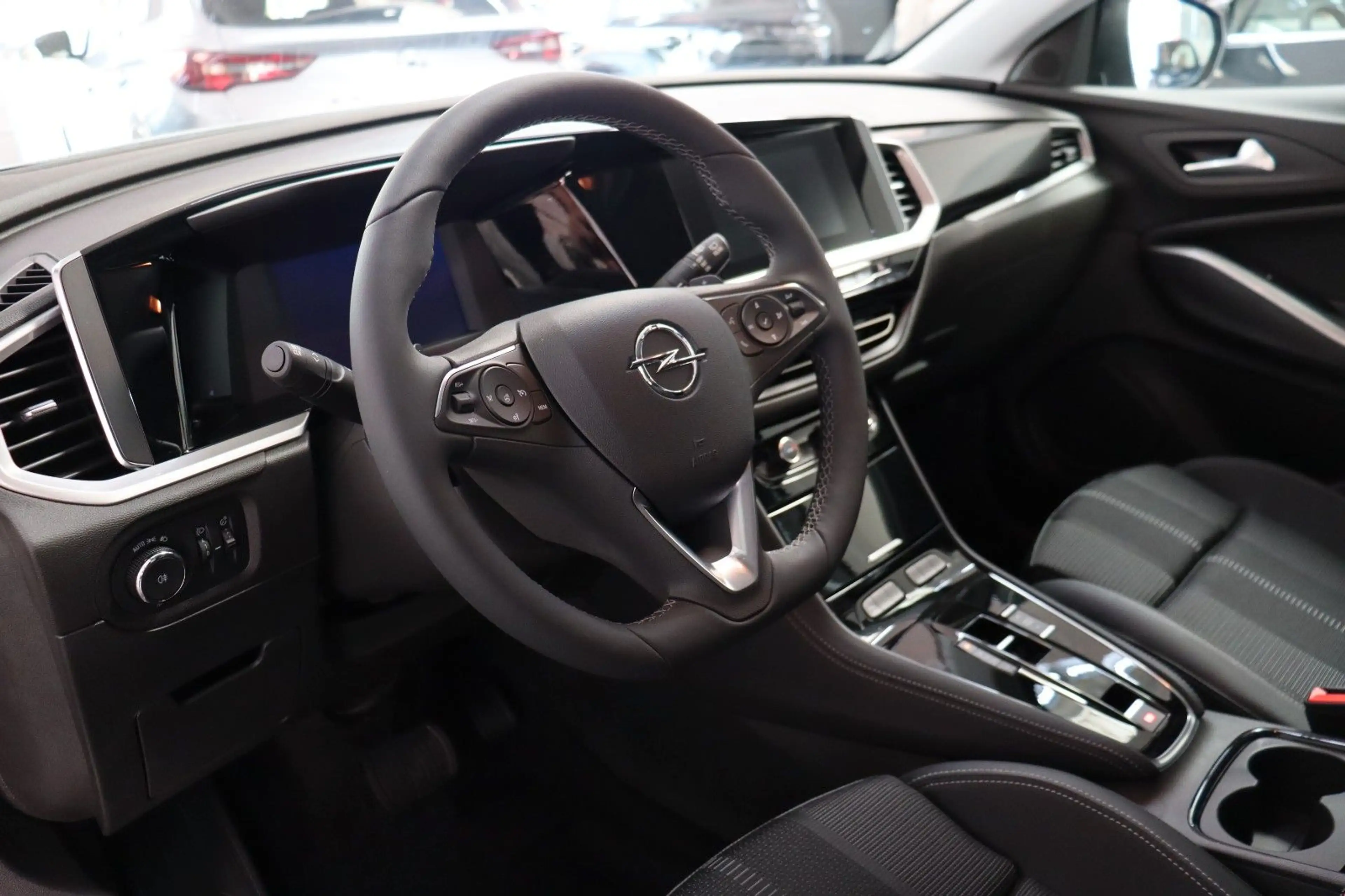 Opel Grandland X Grandland 1.6 Turbo AT GS T.Leder SHZ LED SOFORT — photo 7