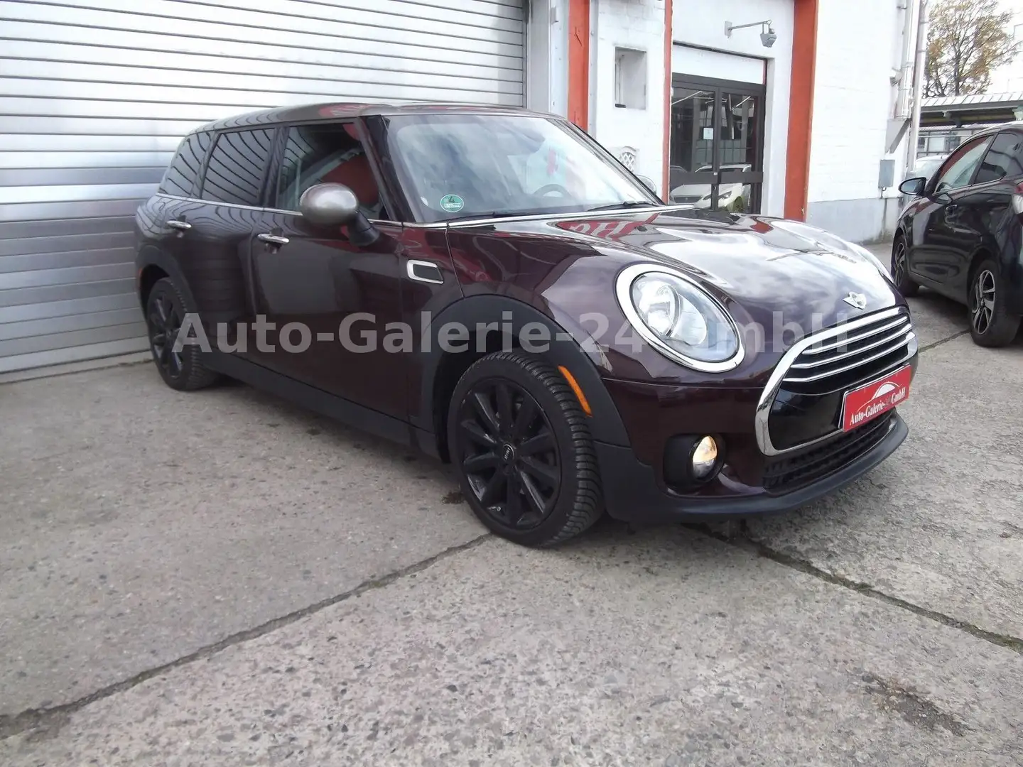 MINI Cooper Clubman 1,5 4x4 Autom, Navi, Pano - 2