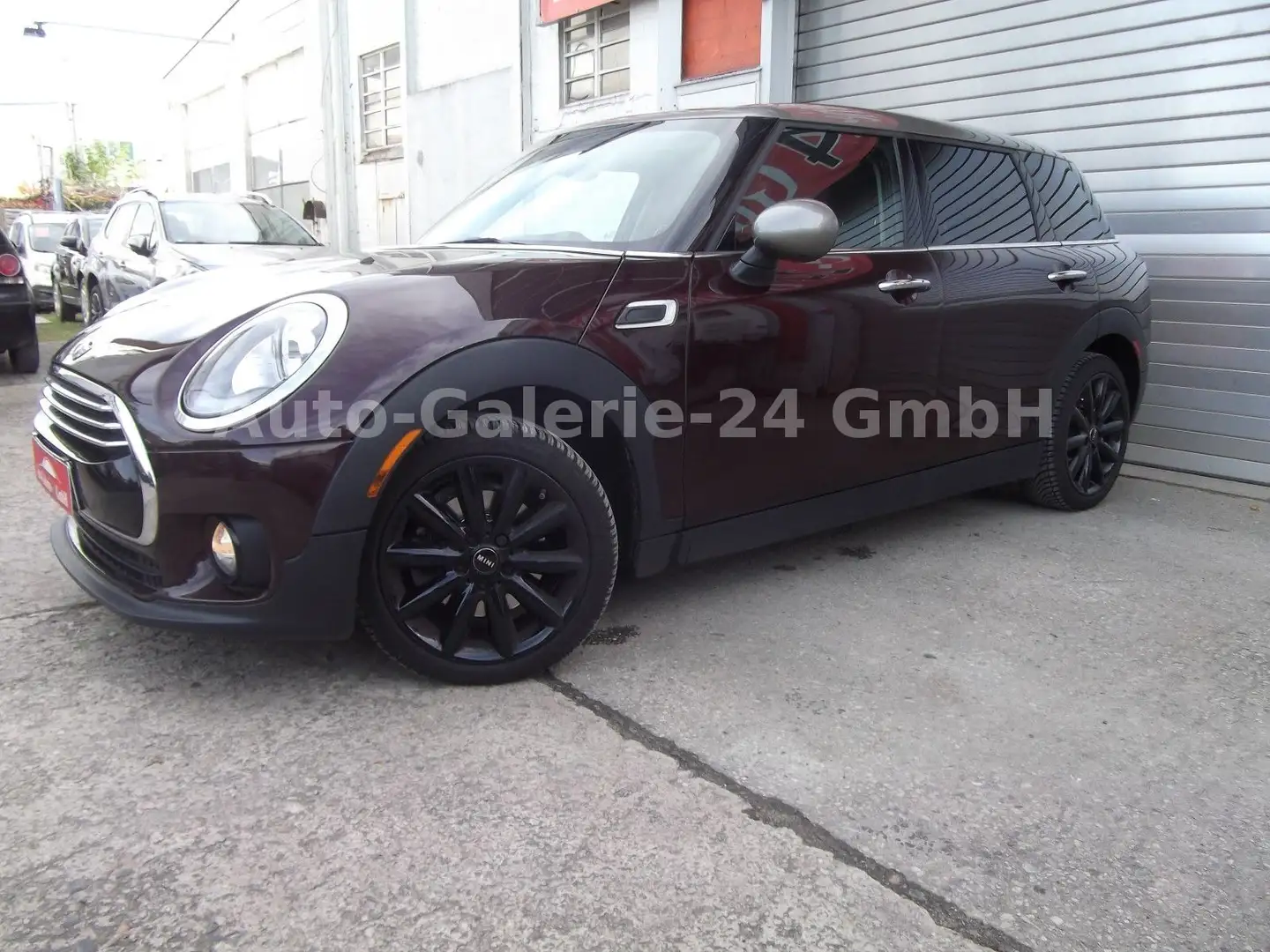 MINI Cooper Clubman 1,5 4x4 Autom, Navi, Pano - 1