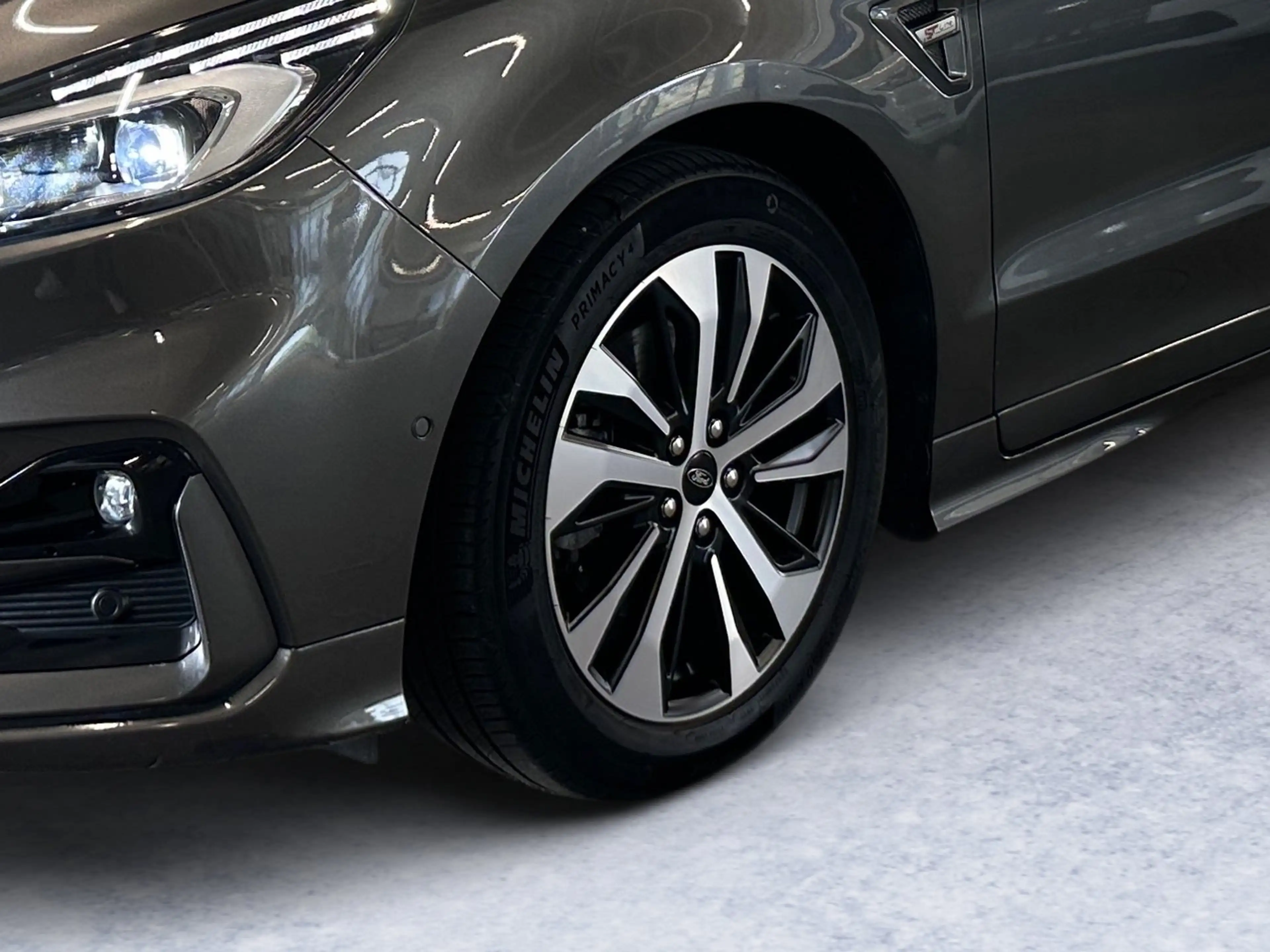 Ford S-Max 2.5 Duratec FHEV ST-LINE — photo 6