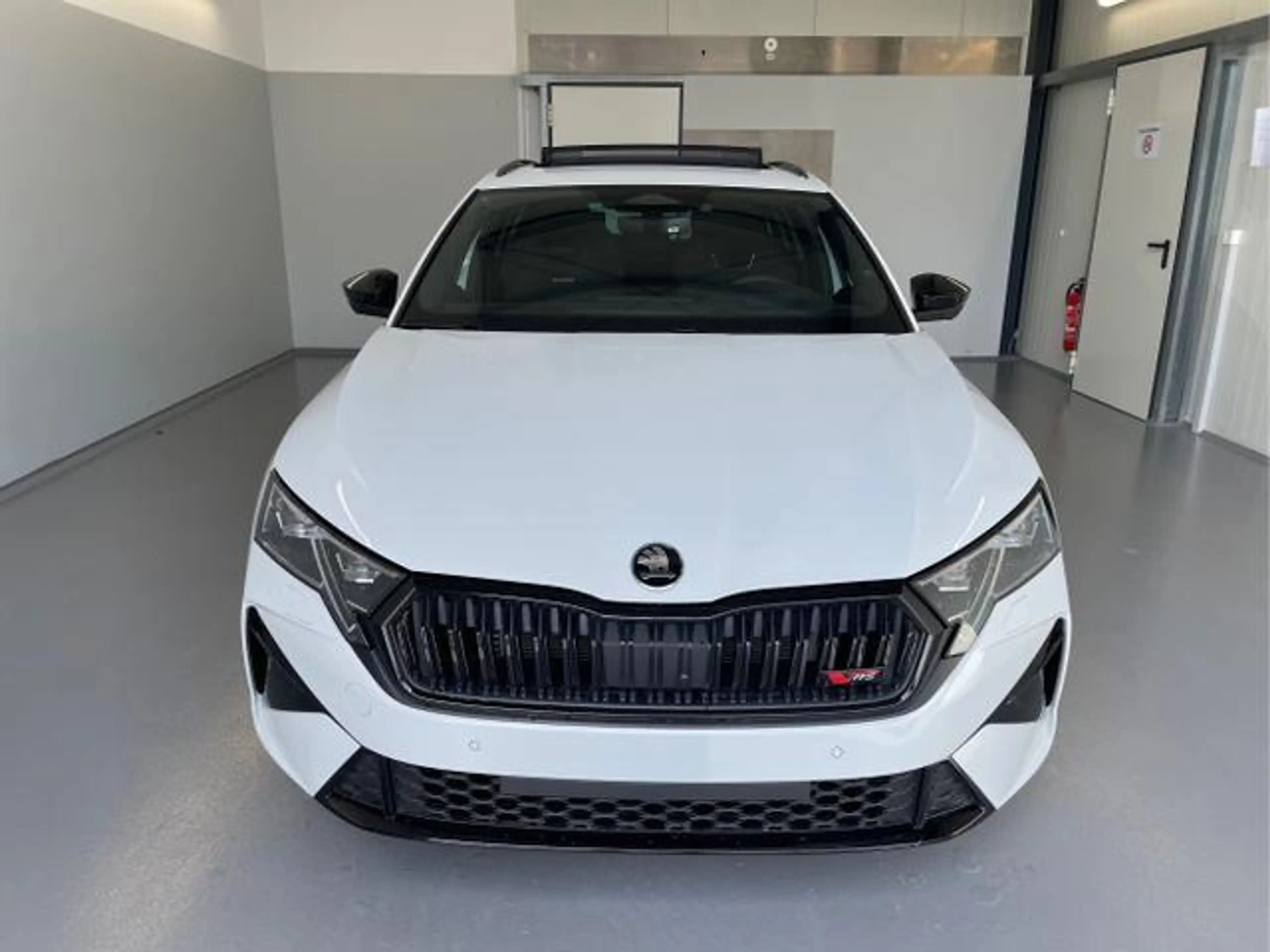 Skoda Octavia Combi RS 265PS DSG HUD+Pano+360°+DCC+AHK+CANTON+Ma — photo 2