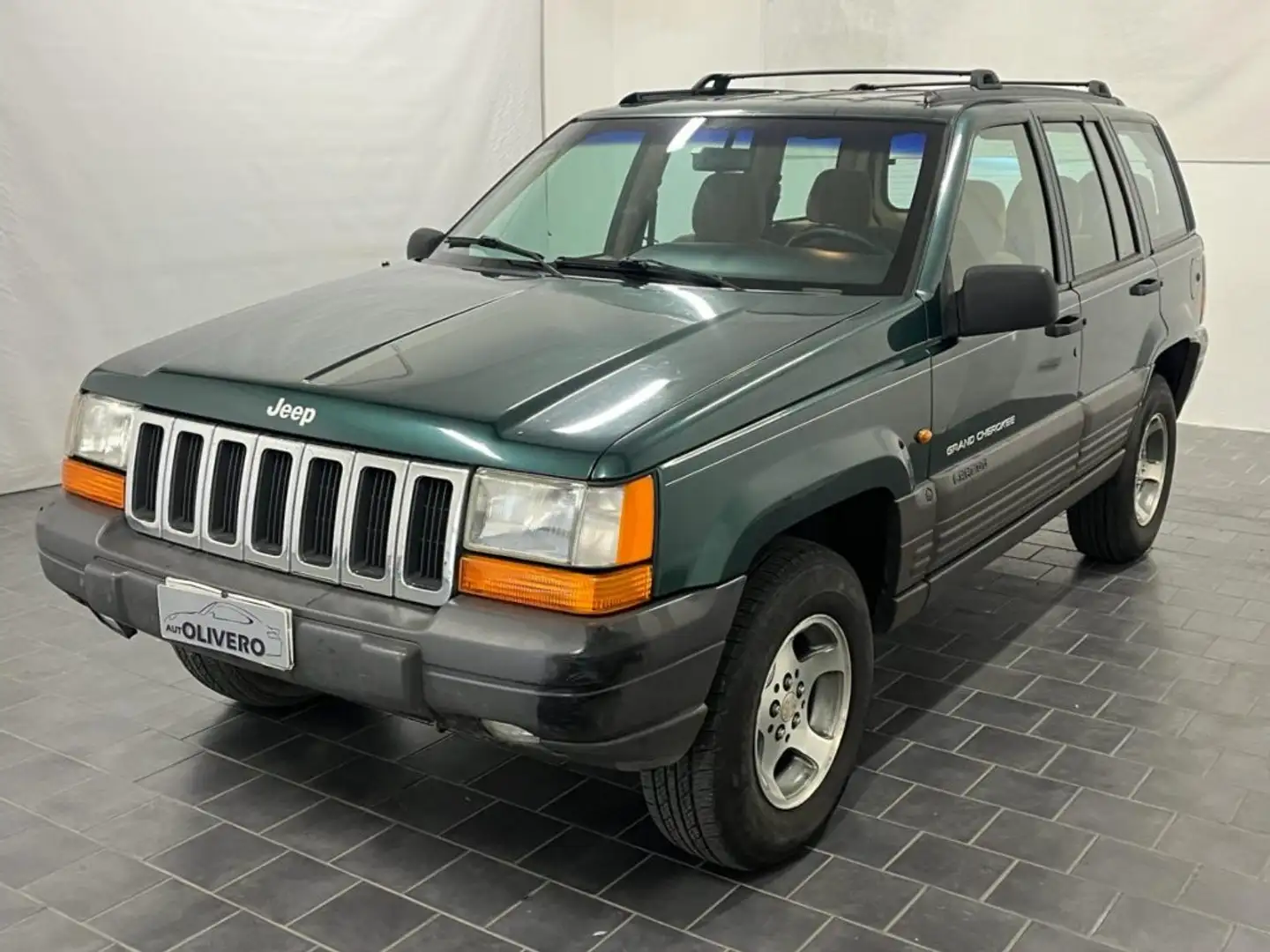 Jeep Grand Cherokee 2.5 TD 4WD S.Trac Laredo Grün - 2