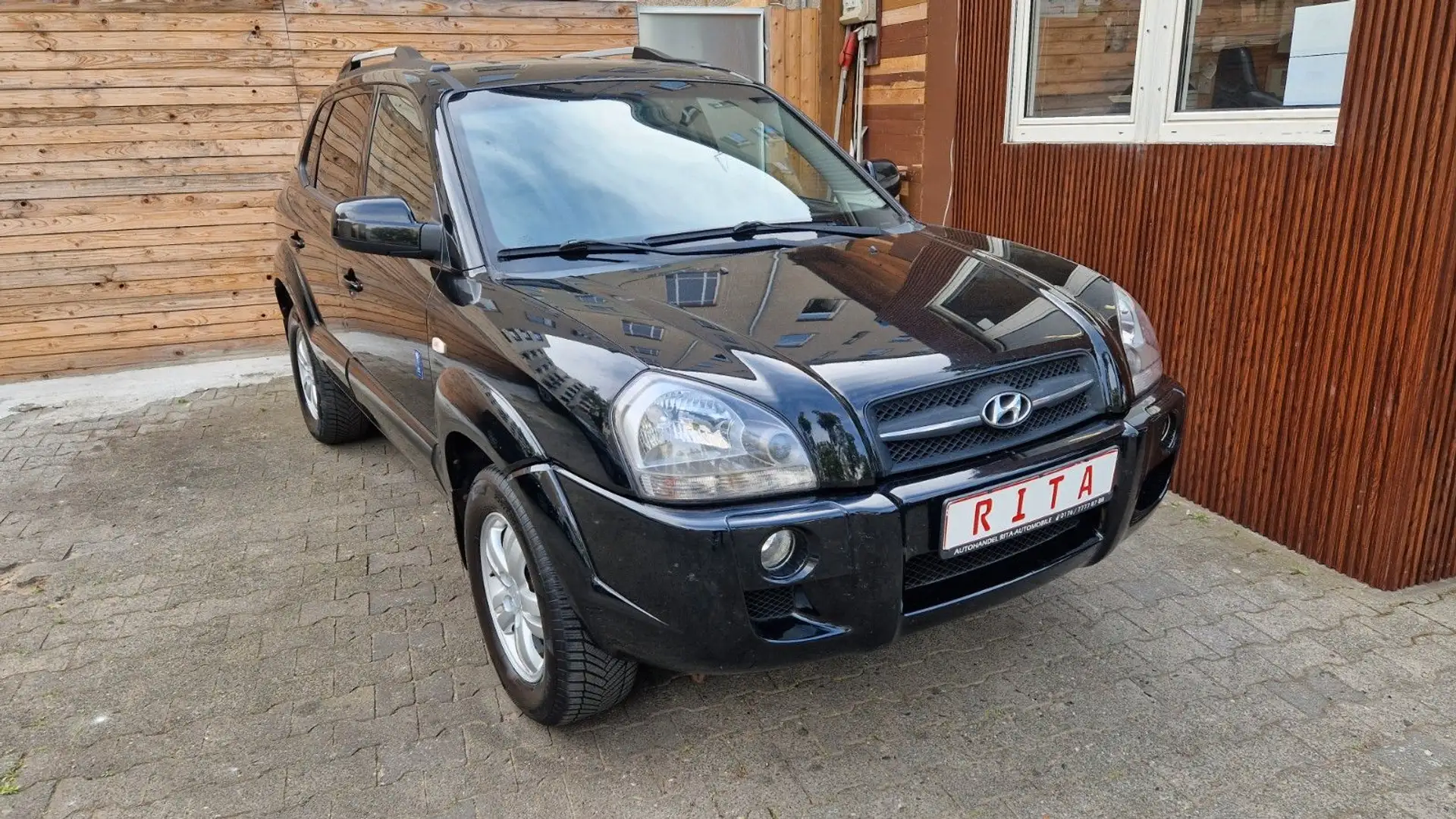 Hyundai TUCSON FIFA World Cup 2.0 SHZ, AHK, PDC Negro - 1