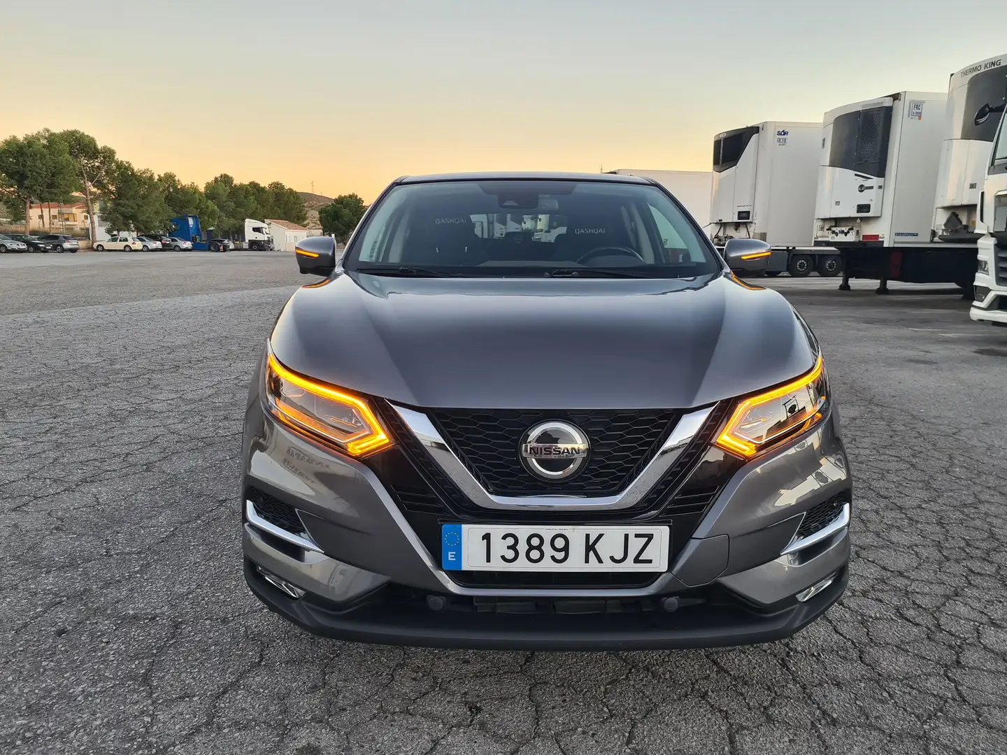 Nissan Qashqai Qashqai 1.5dCi N-Connecta 4x2 N-Connecta Gris - 2