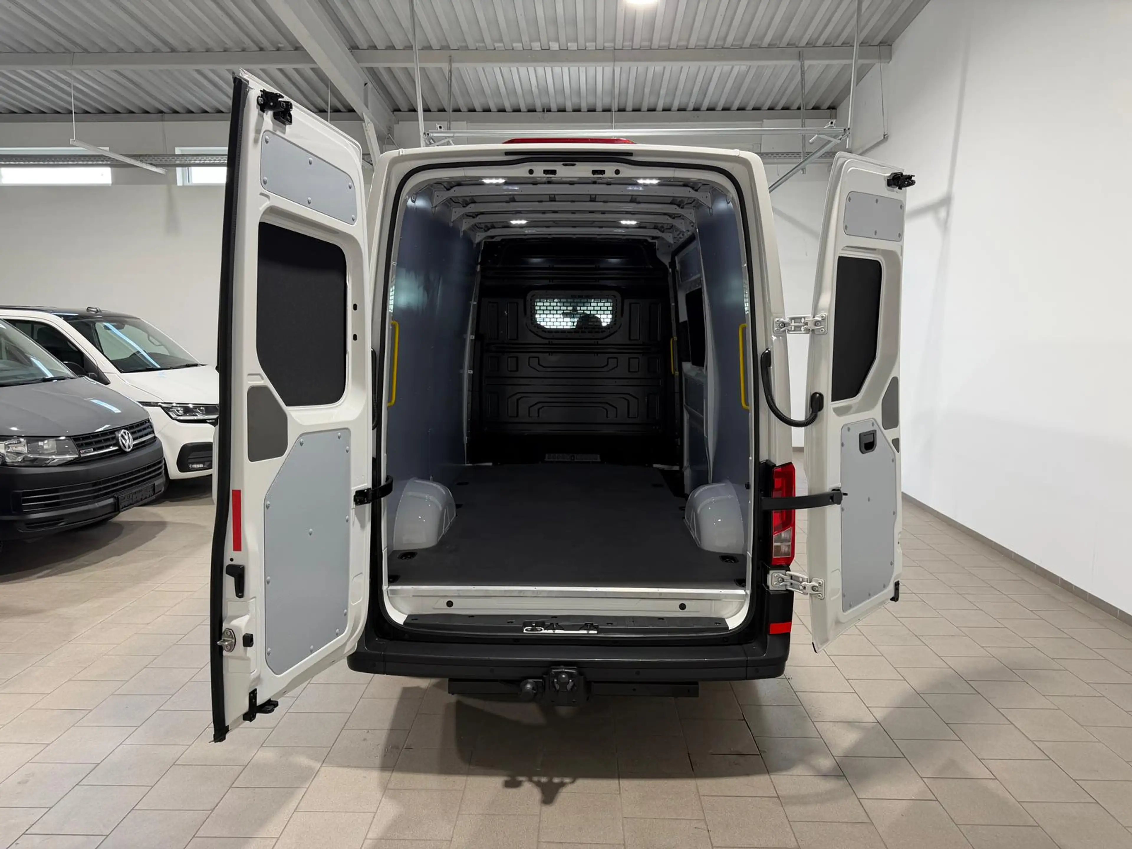 Volkswagen Crafter 35 Kasten,4Motion,MR,Klima,Radio,AHK — photo 5