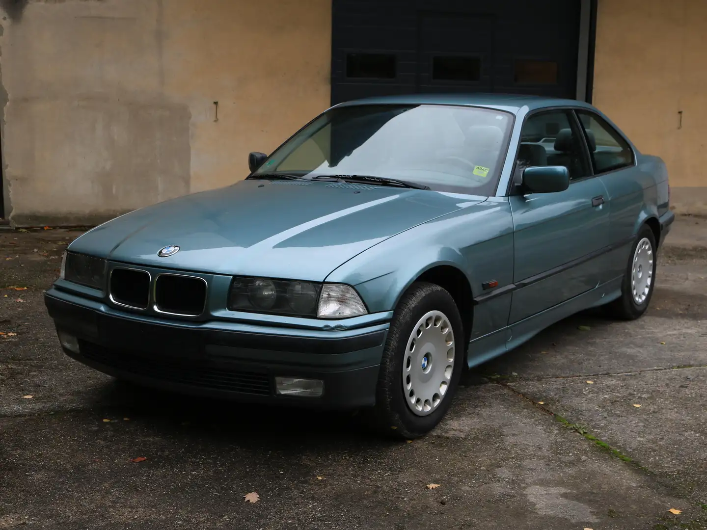 BMW 316 316i Grün - 1