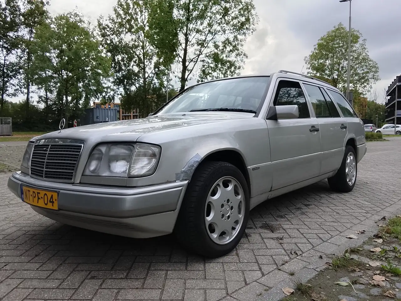 Mercedes-Benz E 230 TE Station Combi, foto 7