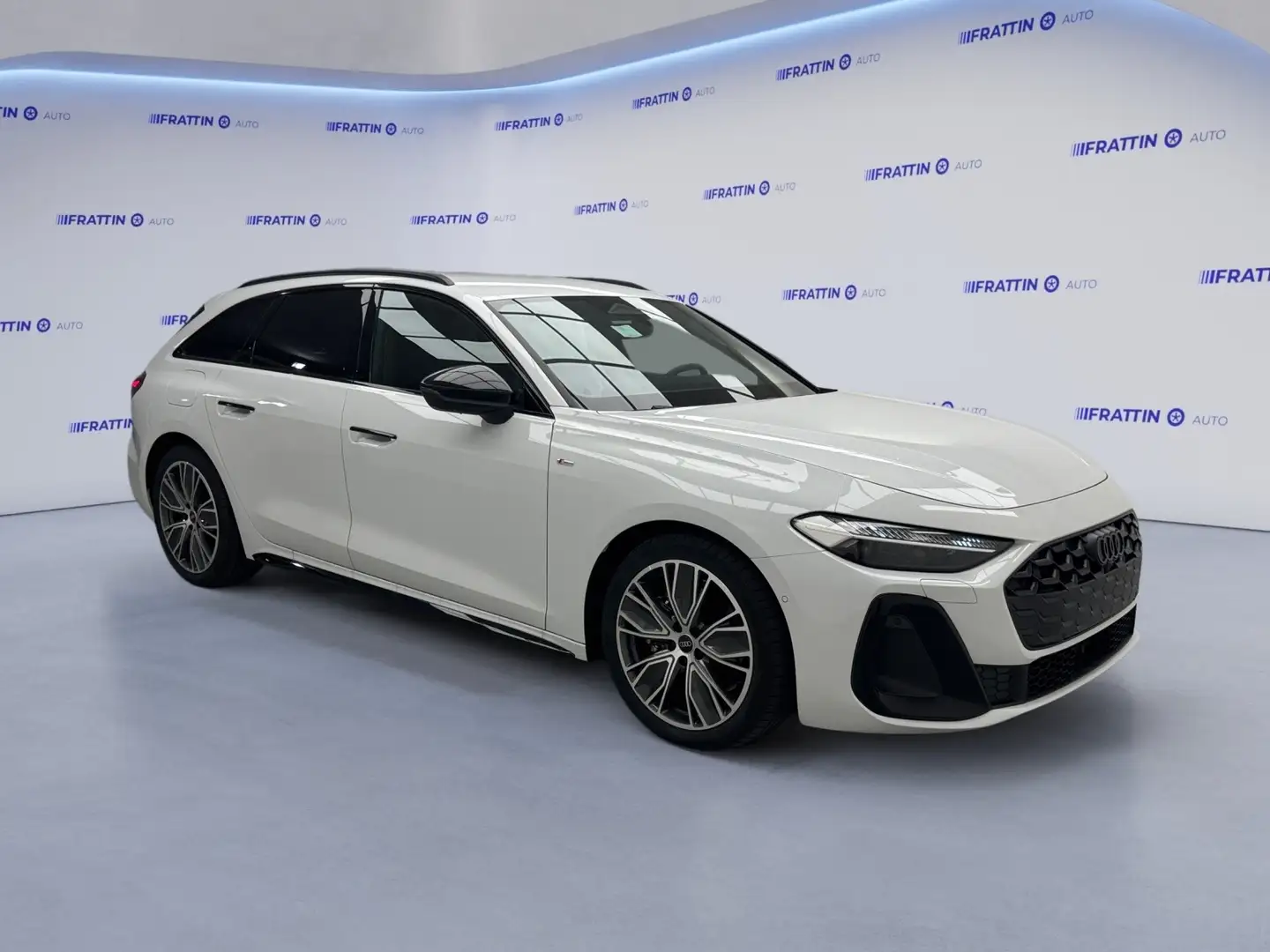 Audi A5 Avant TDI 150 kW mHEV+ S tronic S Line edition Bianco - 2