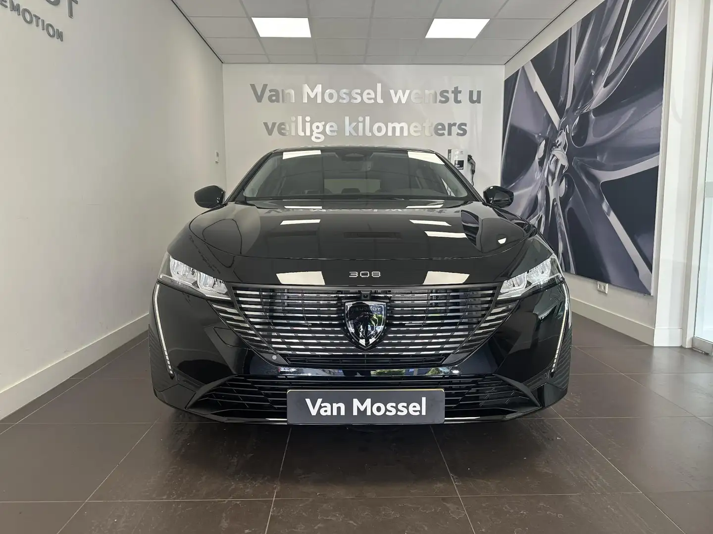 Peugeot 308 1.6 Plug-in Hybrid 180 Allure Avantage | Navigatie Zwart - 2