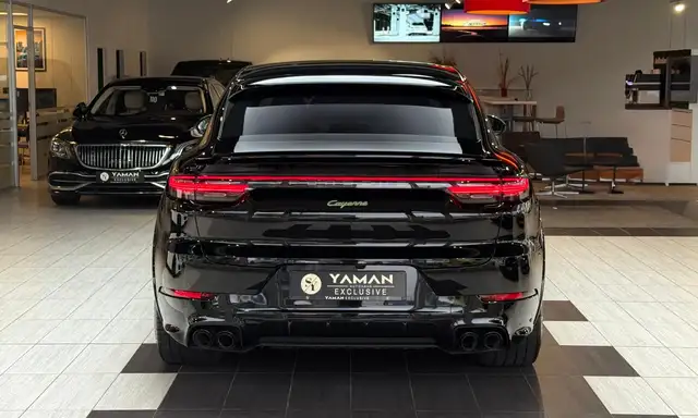 Porsche Cayenne view 7