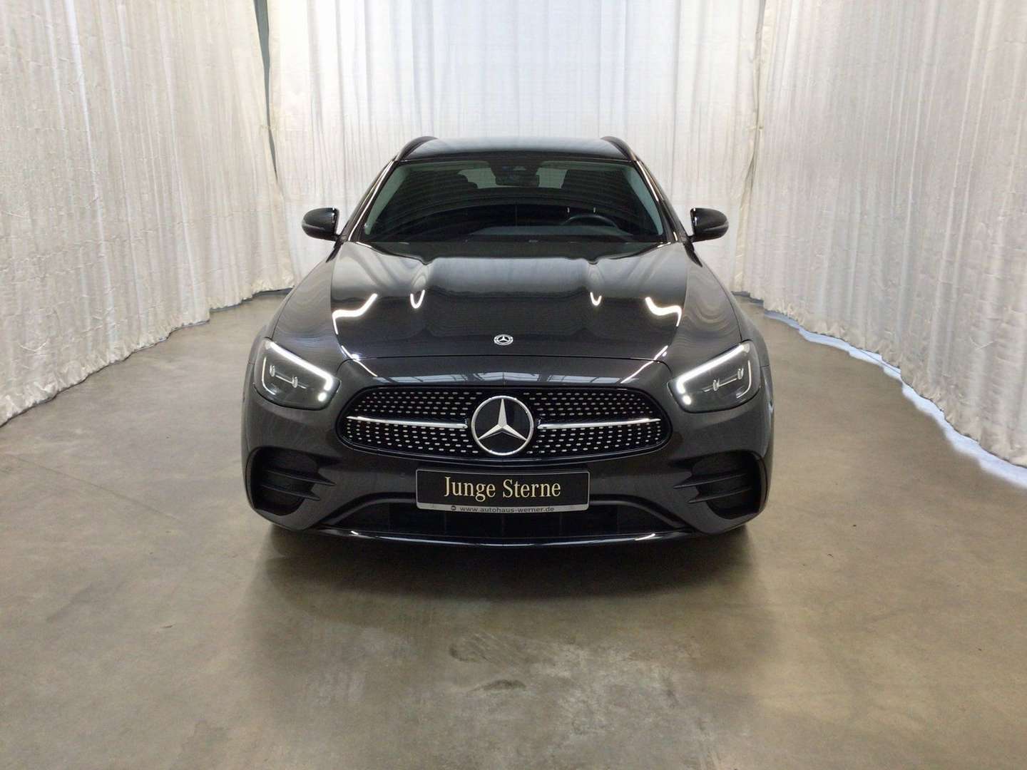 Mercedes Classe E 300 AMG Line -  - Joinsteer - #1