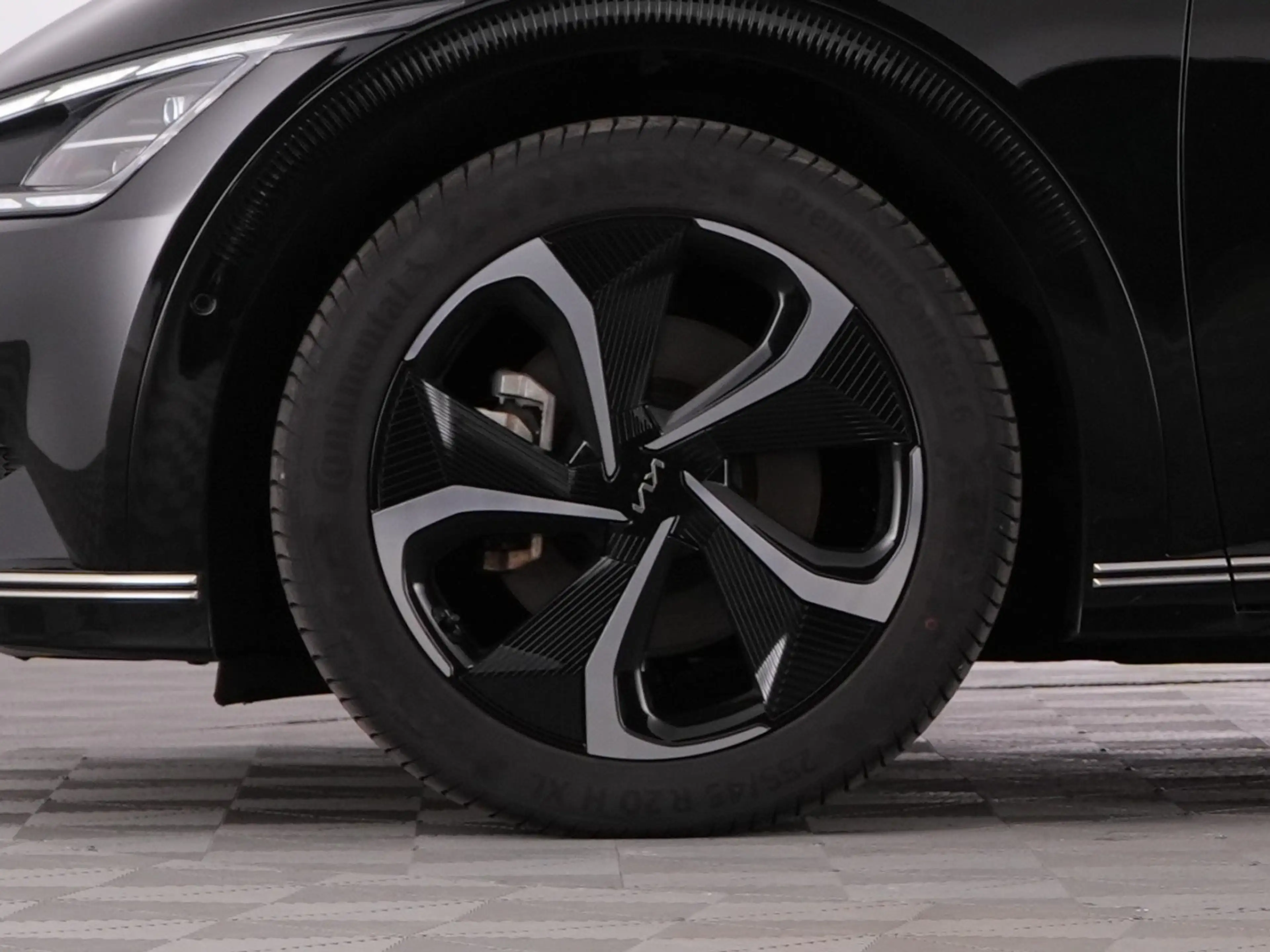 Kia EV6 Plus AWD 77.4 kWh 325PK | LEDER | Full LED | EL. S — photo 37