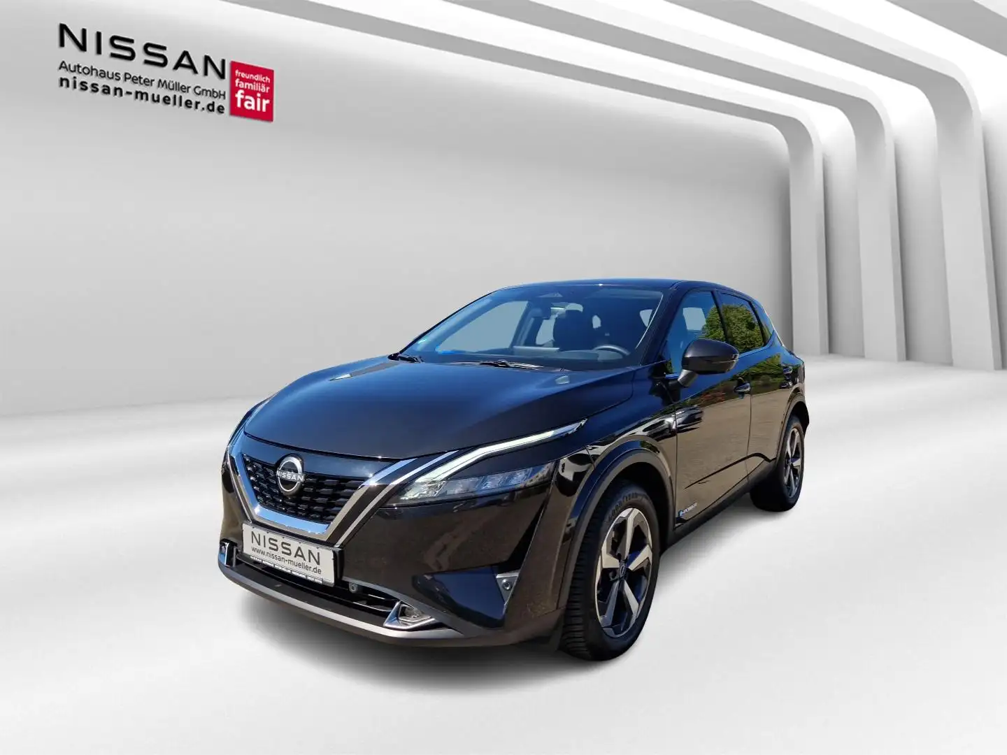 Nissan Qashqai 1.5 VC-T e-POWER 190 PS 4x2 N-Connecta Winter Schwarz - 1