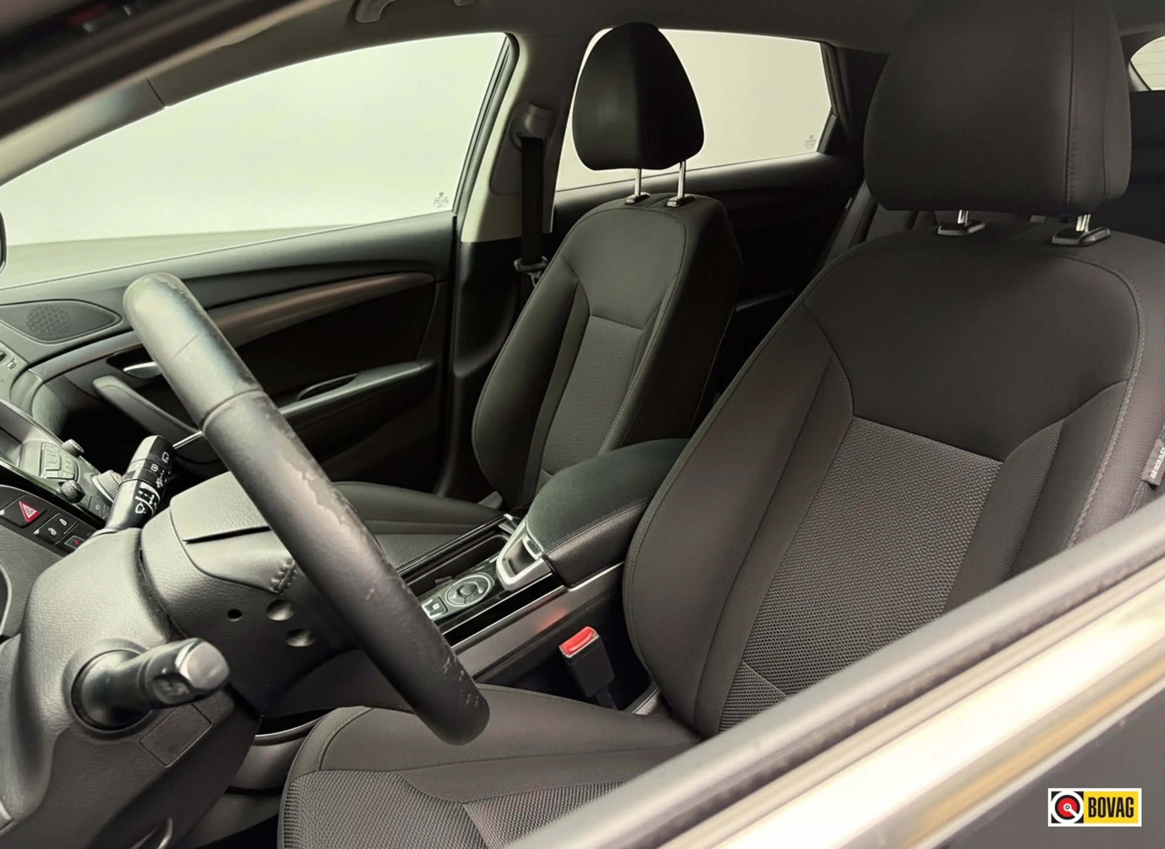 Hyundai i40 Wagon 1.6 GDI Blue Business Edition NAVI CRUISE TR — photo 12