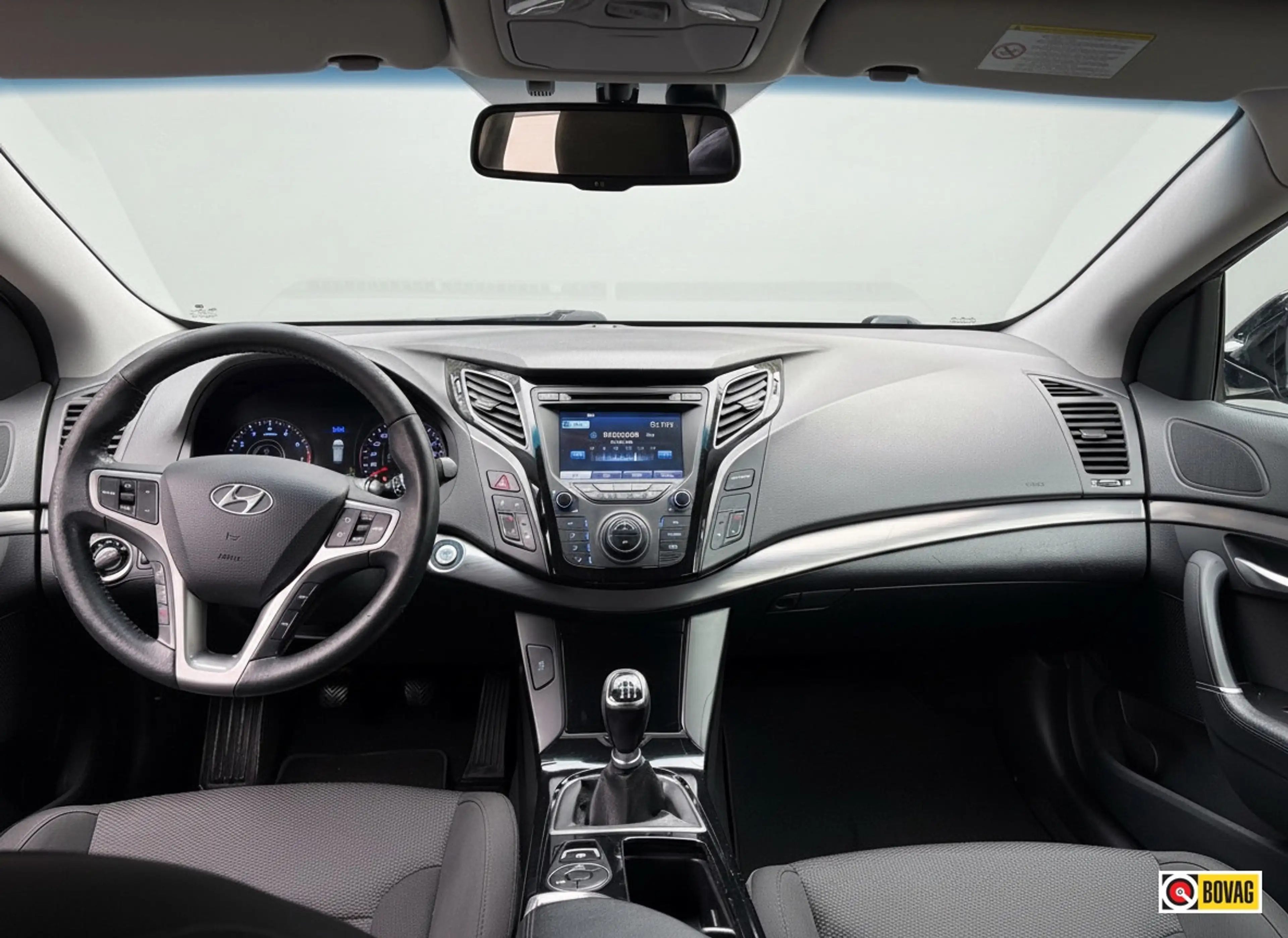 Hyundai i40 Wagon 1.6 GDI Blue Business Edition NAVI CRUISE TR — photo 14