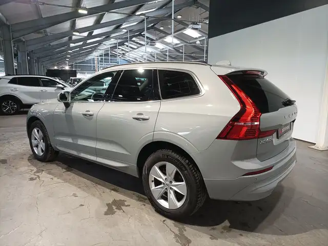 Volvo XC60 view 4