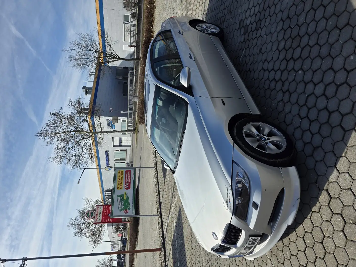 BMW 320 e90 320i - 2