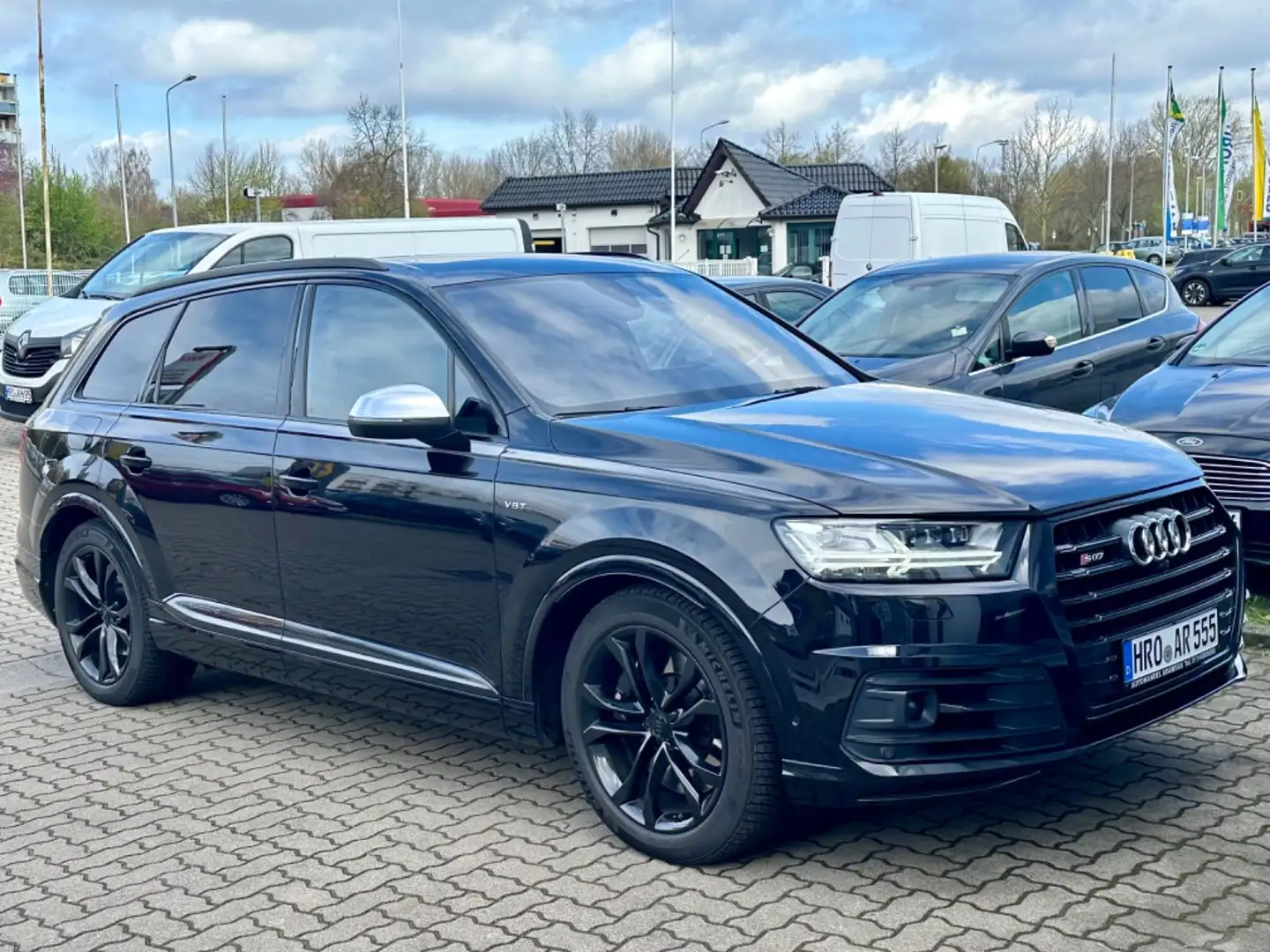 Audi SQ7 4.0 TDI quattro MATRIX*BOSE*CARBON*PANO*VOLL Schwarz - 2