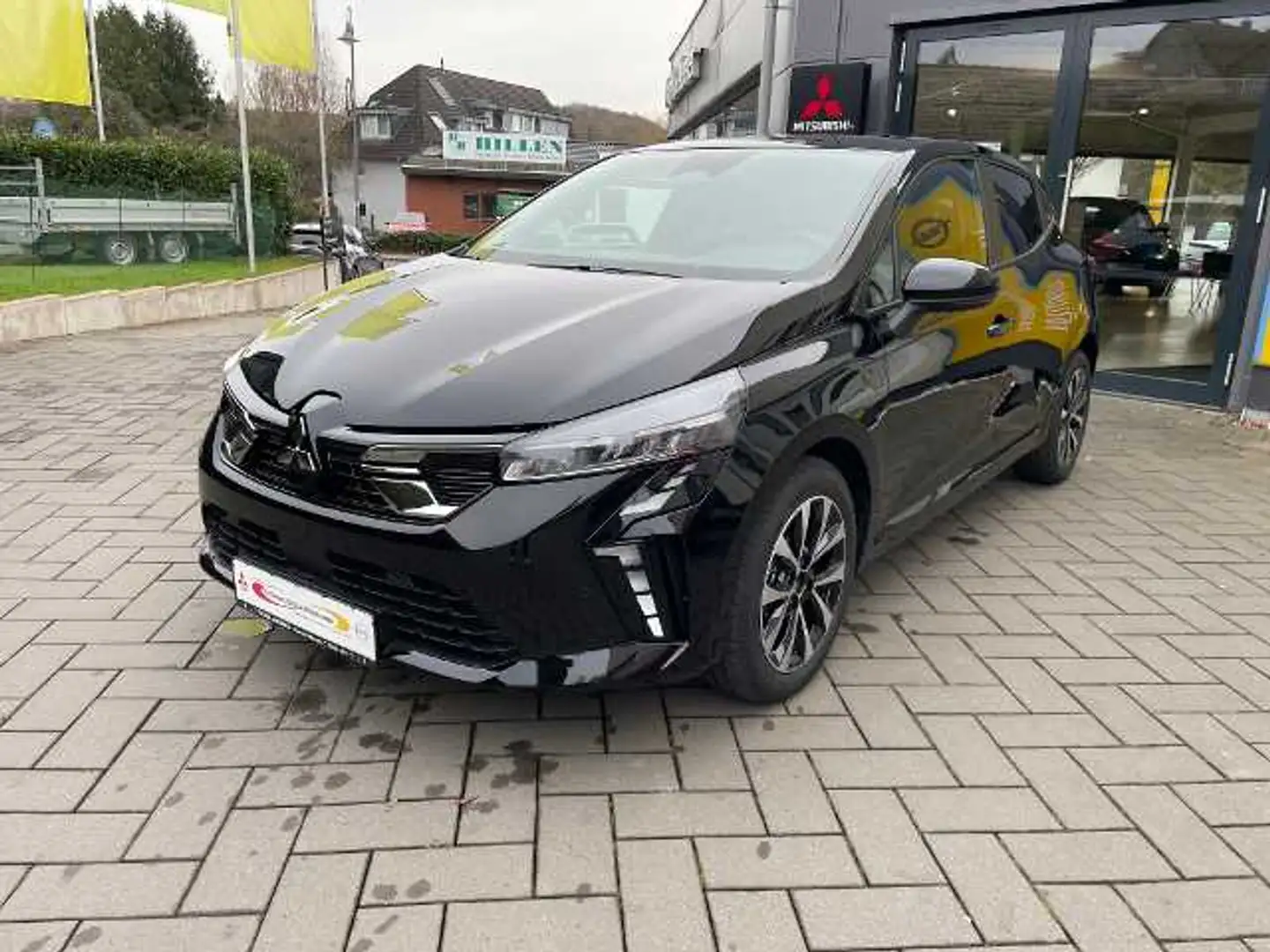 Mitsubishi Colt PLUS 1.0 T-Benziner 6-Gang Schwarz - 1