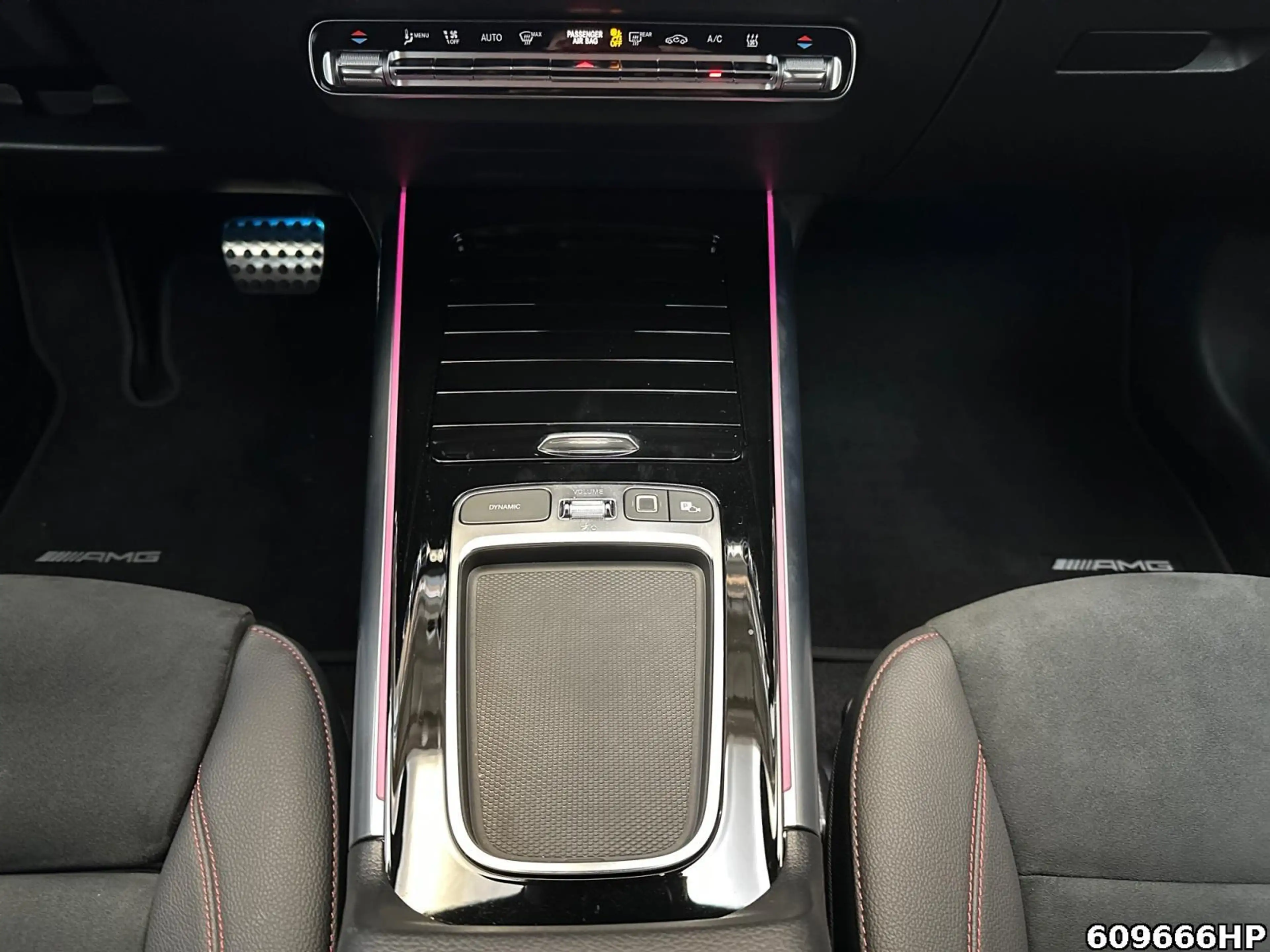 Mercedes-Benz EQA 300 4M AMG  AHK Keyless Ambiente Lenkradhzg. — photo 11
