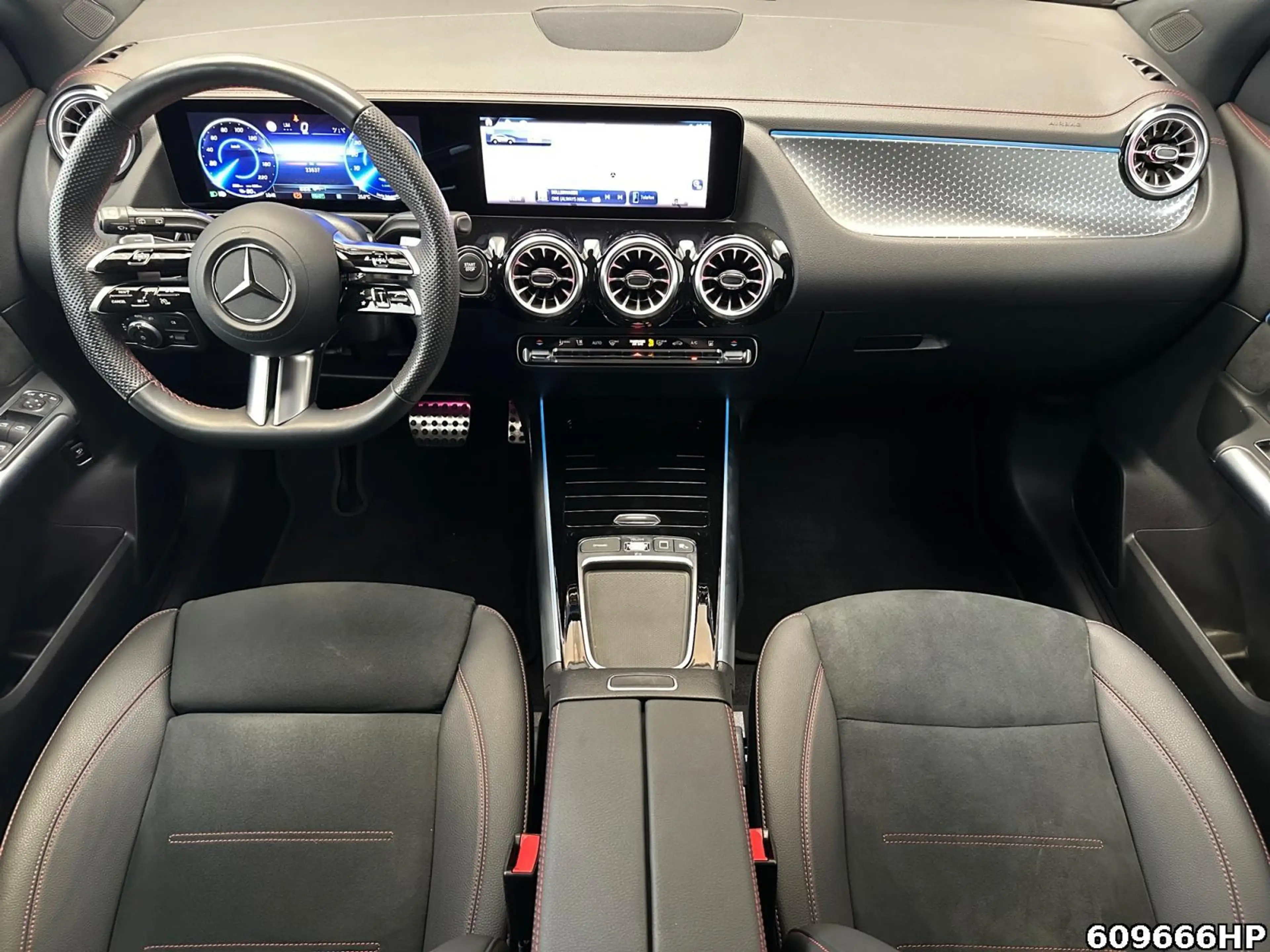 Mercedes-Benz EQA 300 4M AMG  AHK Keyless Ambiente Lenkradhzg. — photo 8