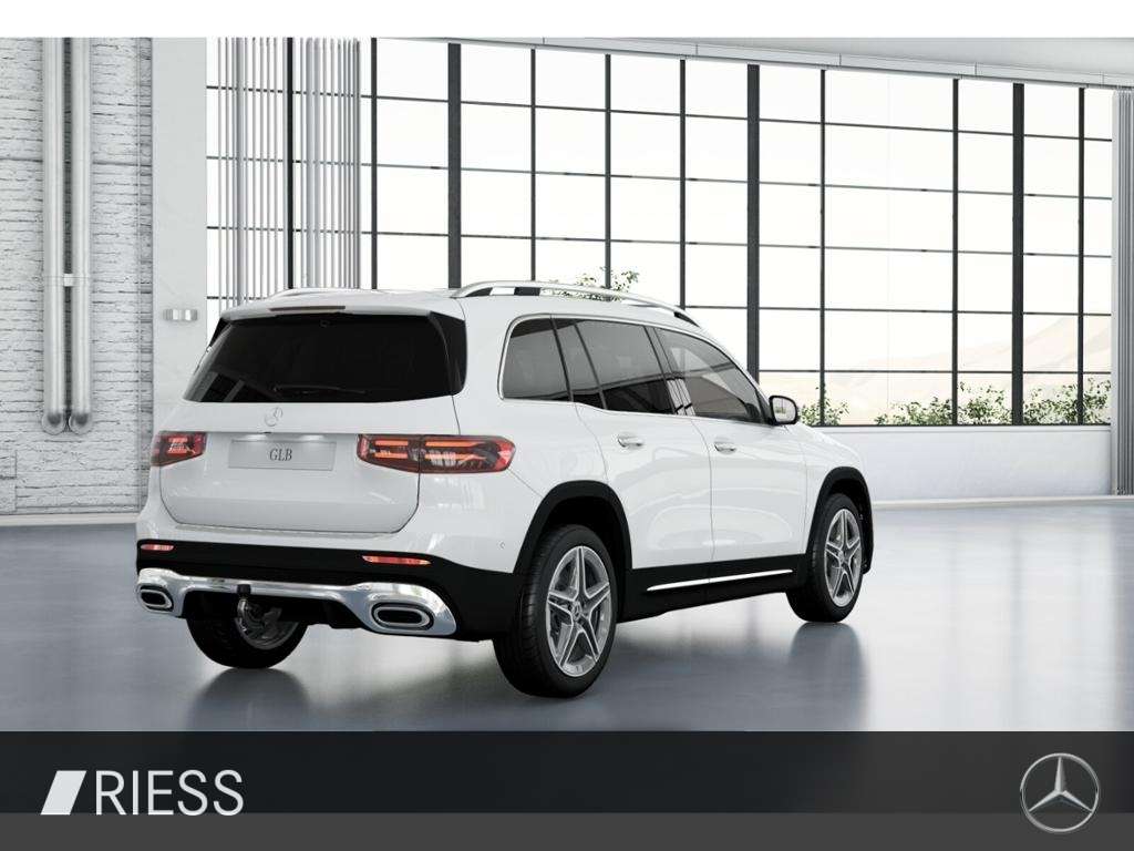 Mercedes-Benz GLB 220