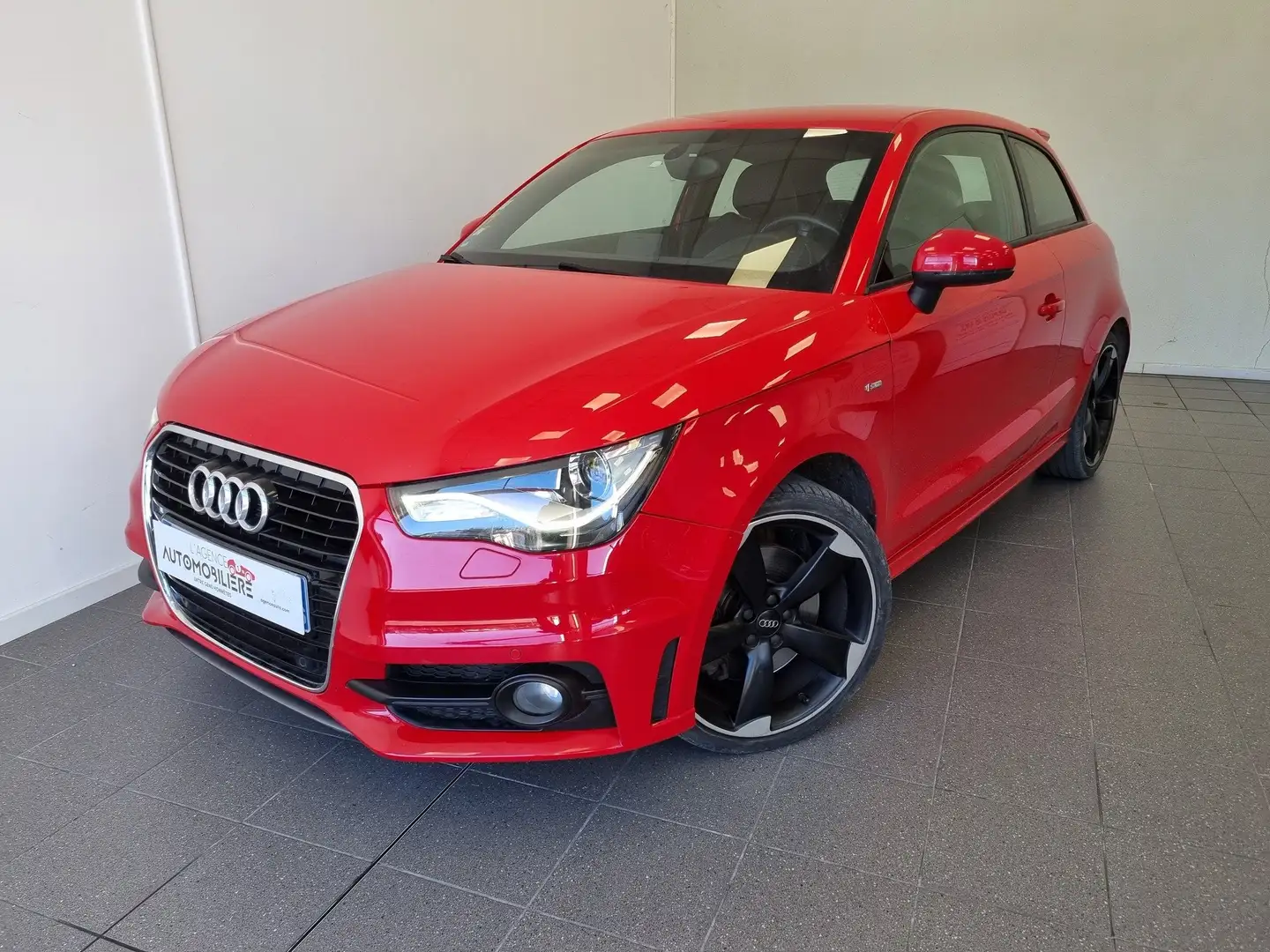 Audi A1 1.4 TFSI 185ch S line S tronic 7 Rouge - 1