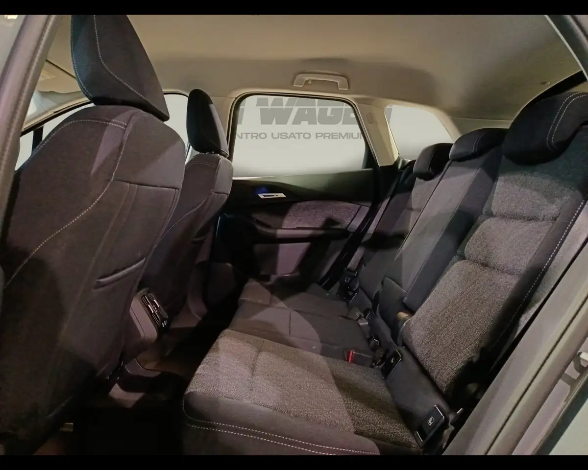 BMW 220 - 220i 48V Active Tourer, миниатюра 13