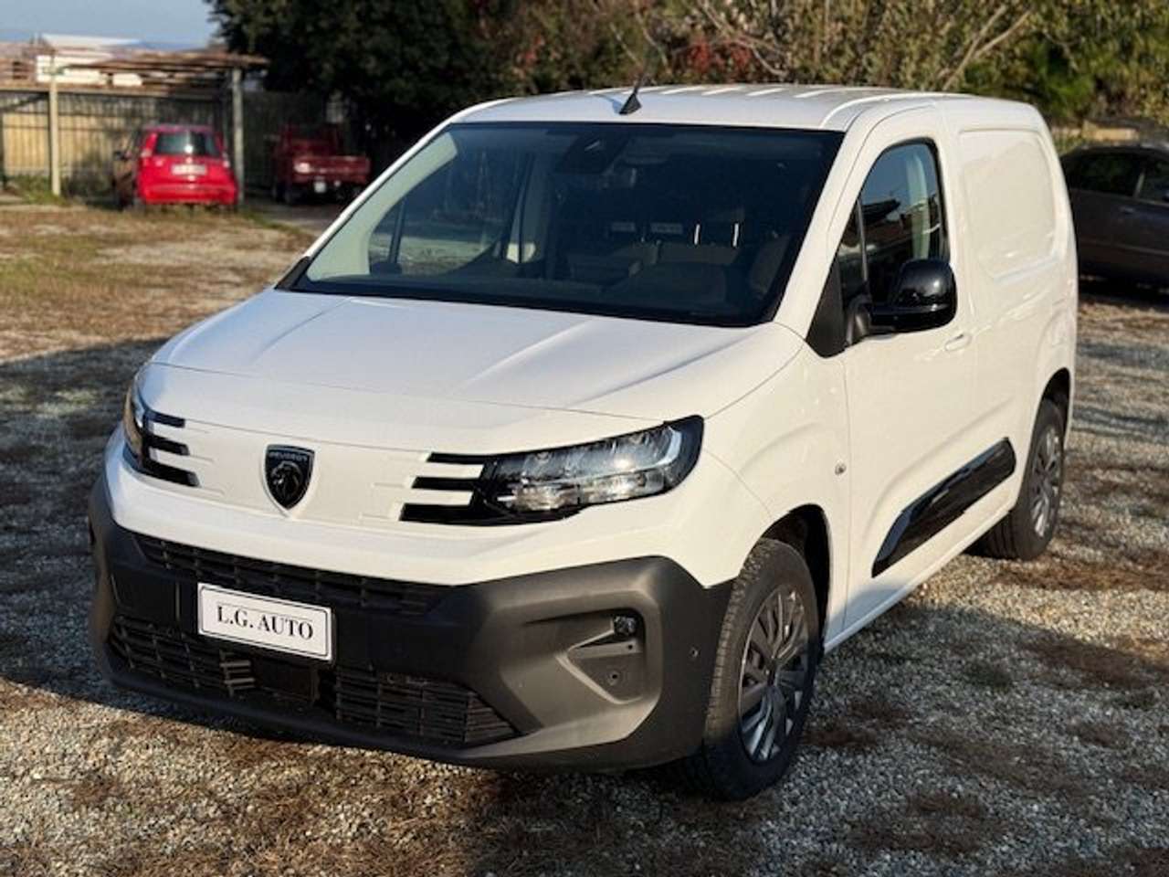 Peugeot Partner BlueHDi 100  PC Furgone * ALLESTITO *super prezzo