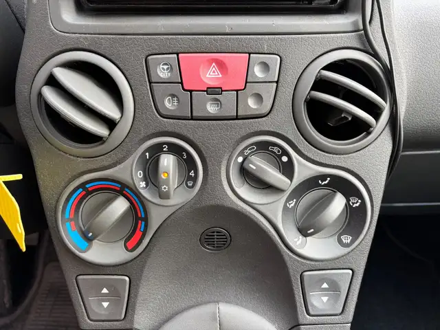 Fiat Panda view 18
