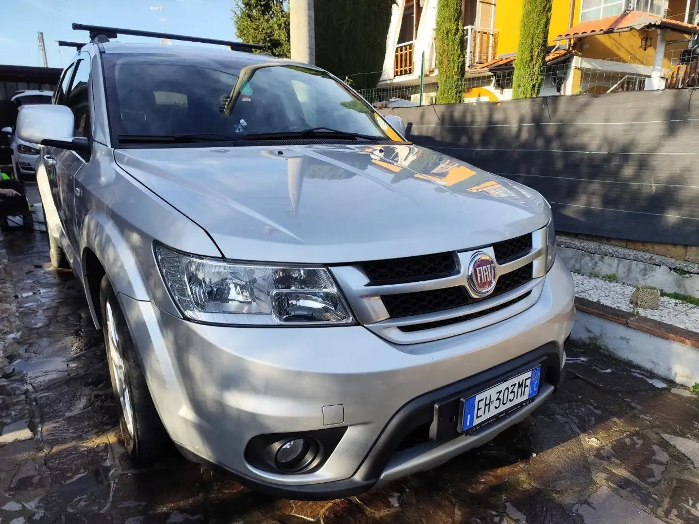 Fiat Freemont Freemont+2.0+mjt+16v+Urban+140cv Stříbrná - 2