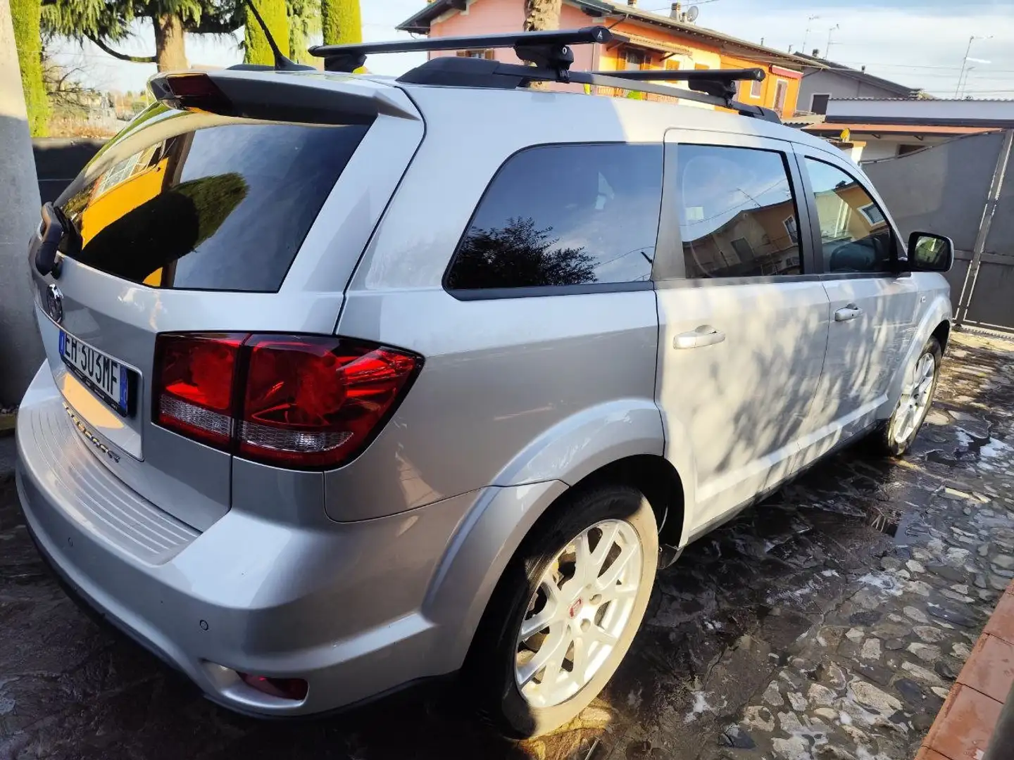 Fiat Freemont Freemont+2.0+mjt+16v+Urban+140cv Stříbrná - 1