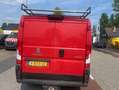 Peugeot Boxer 2.0 BlueHDI L2H1 Premium LANG AIRCO KLIMA CAMERA E Rood - thumbnail 3
