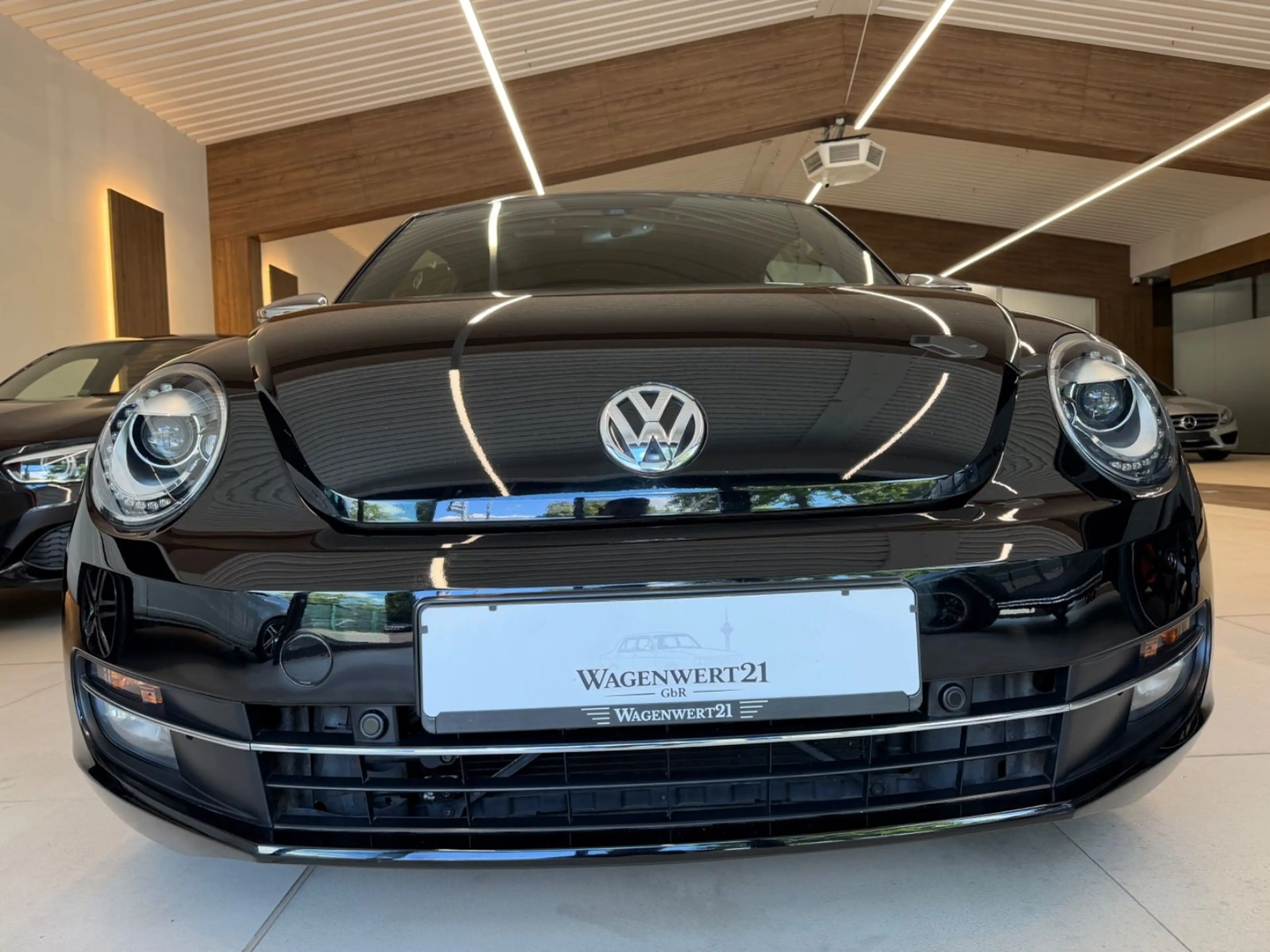 Volkswagen Beetle Cabriolet 50´s Design * Automatik * LED * — photo 3