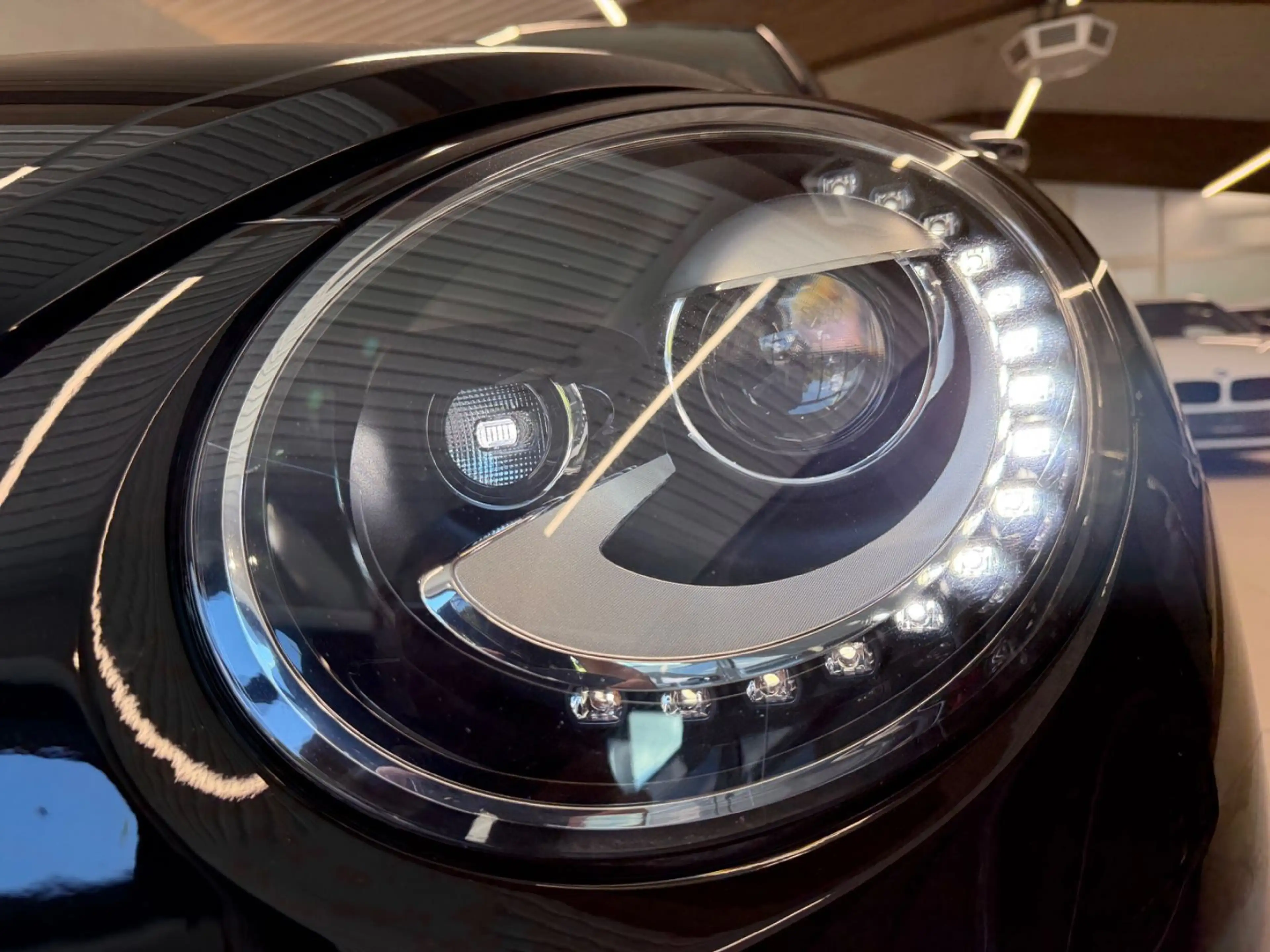 Volkswagen Beetle Cabriolet 50´s Design * Automatik * LED * — photo 5